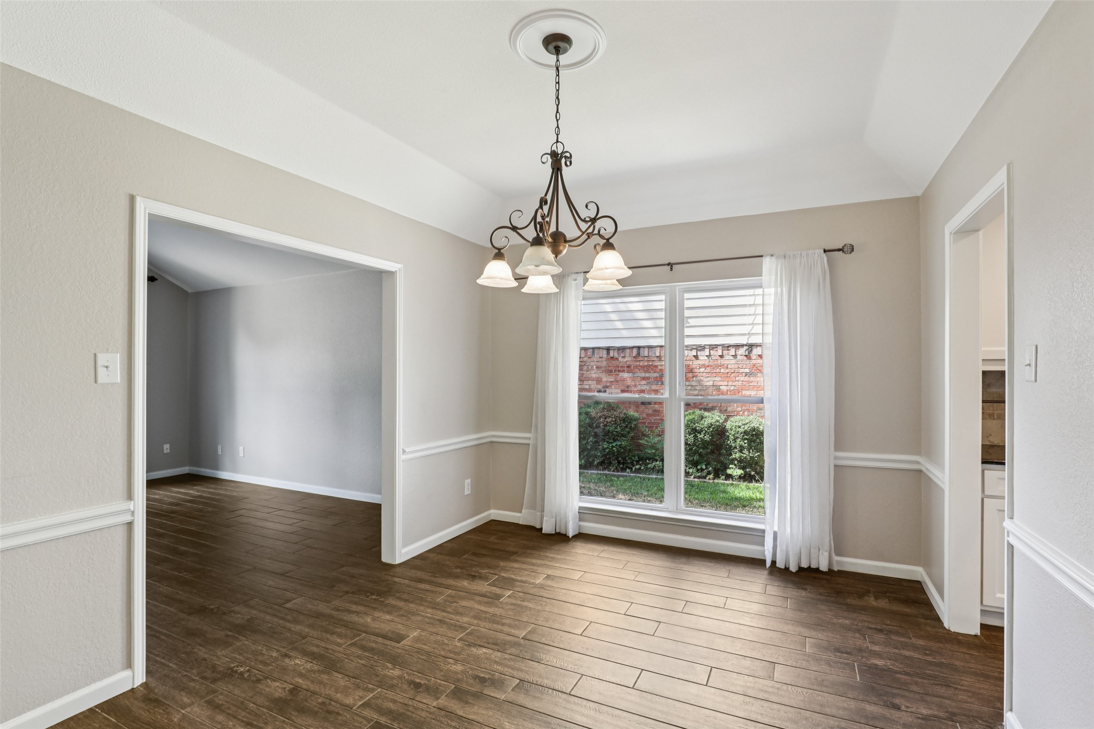 4705 Glenbrook Drive