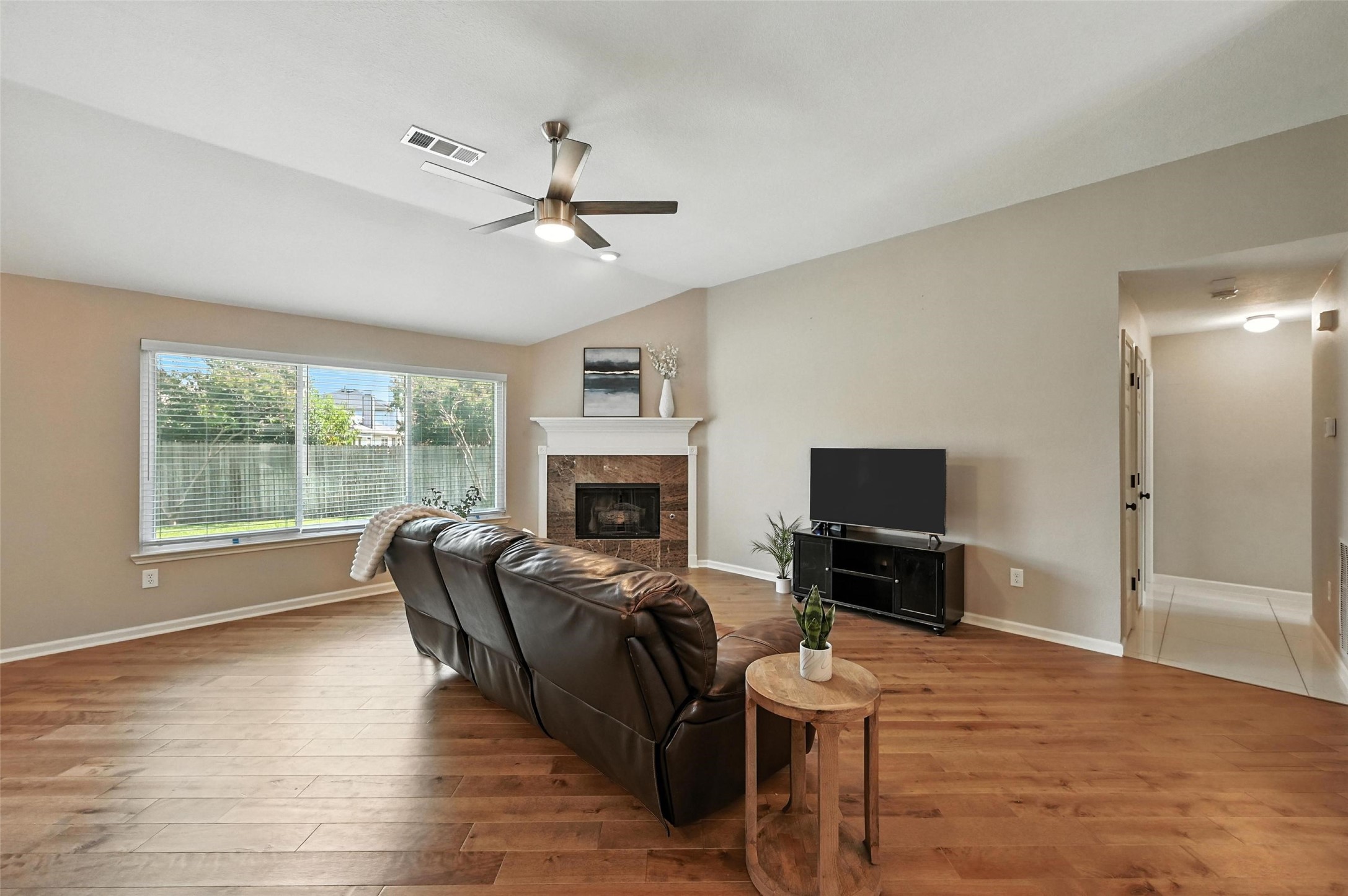 5115 Eastcreek Drive