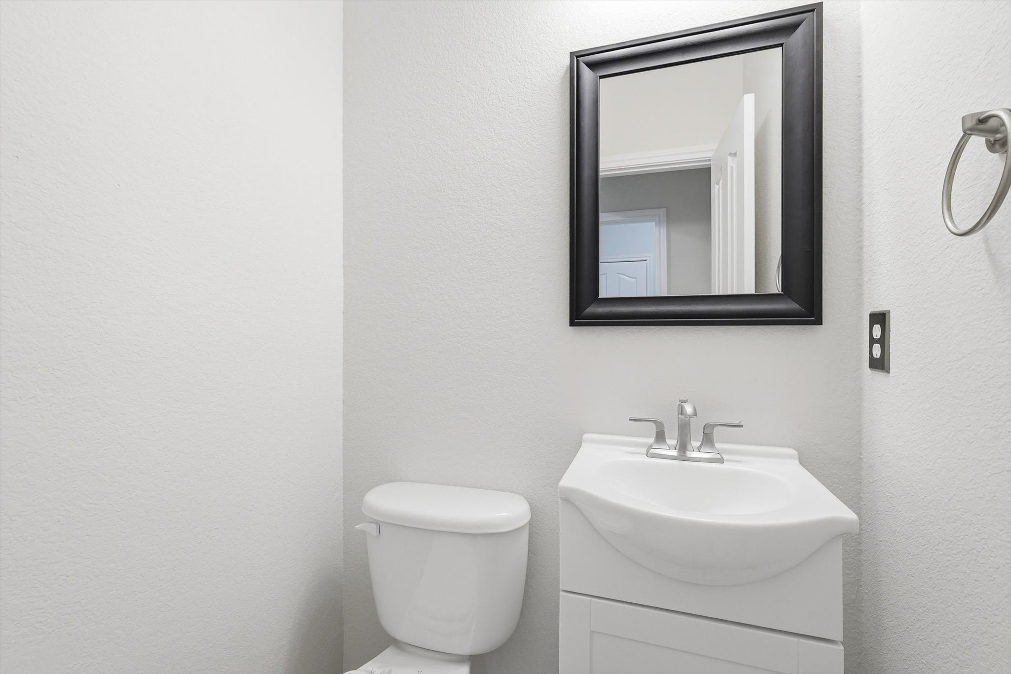 12801 Parkersburg Drive