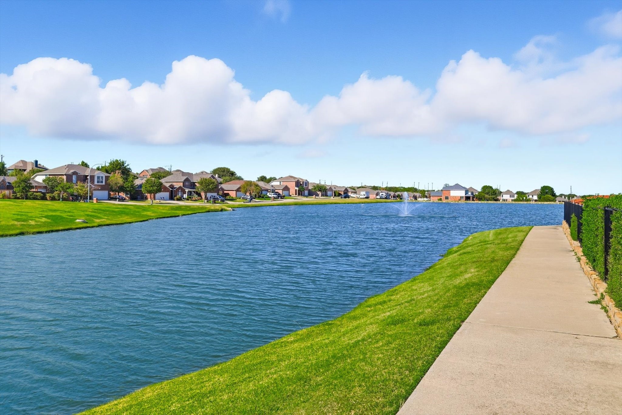 12801 Parkersburg Drive