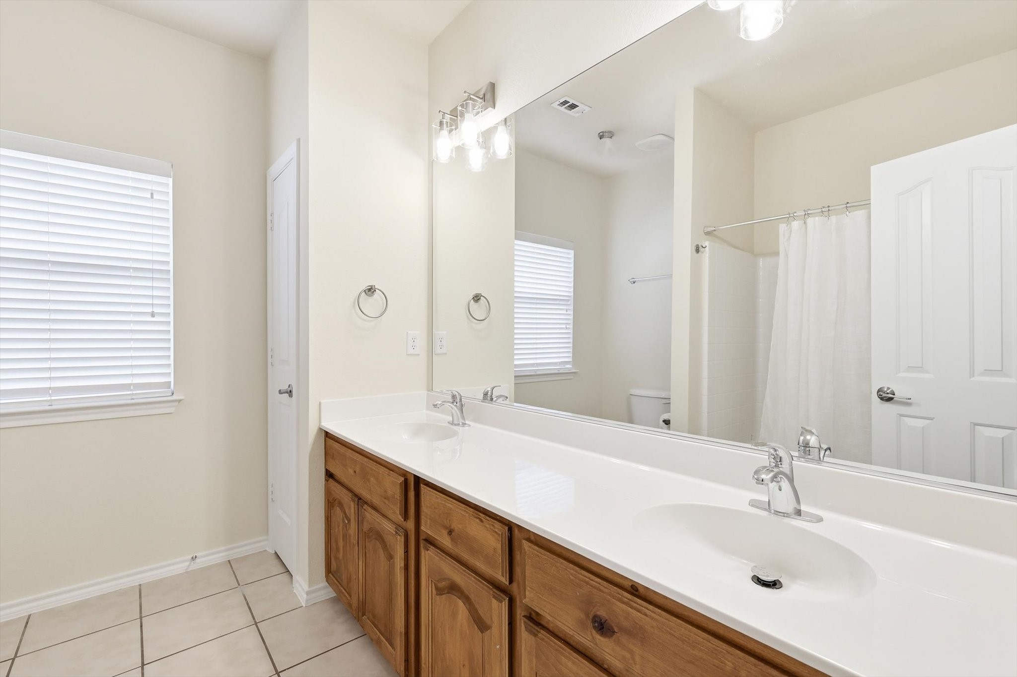 12801 Parkersburg Drive