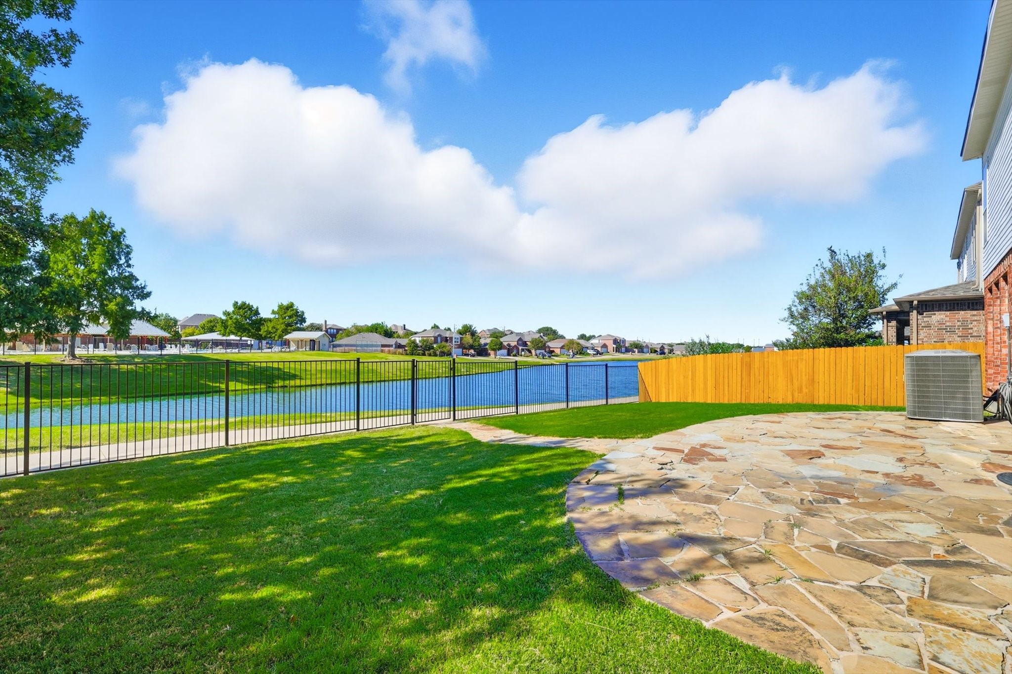 12801 Parkersburg Drive