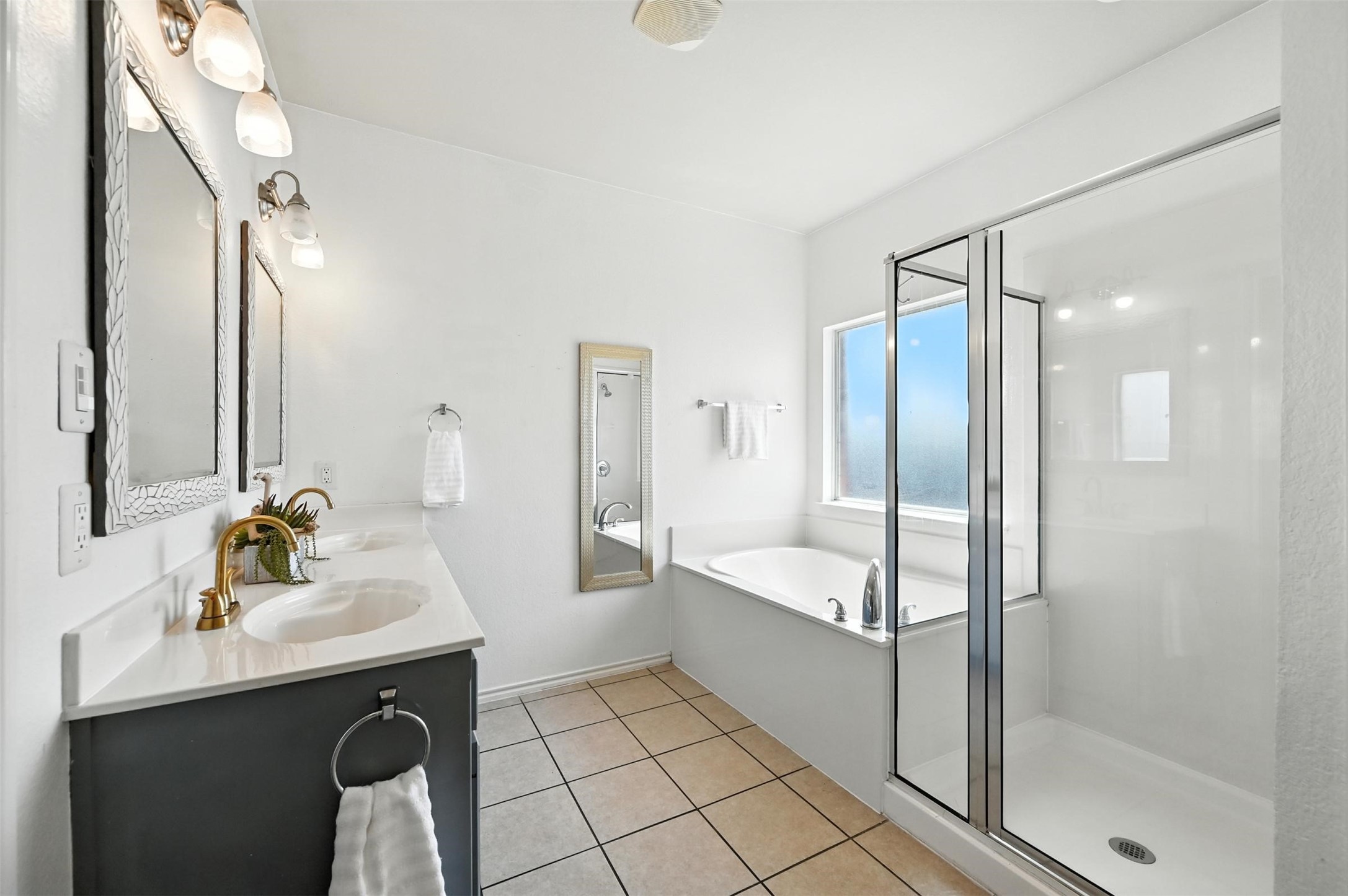 12500 Cottageville Lane