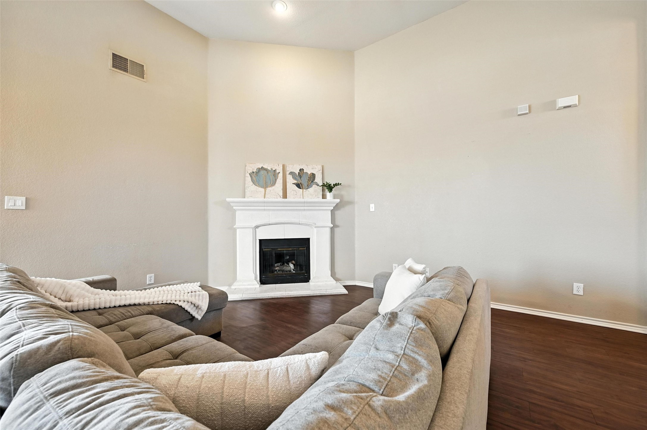 12500 Cottageville Lane