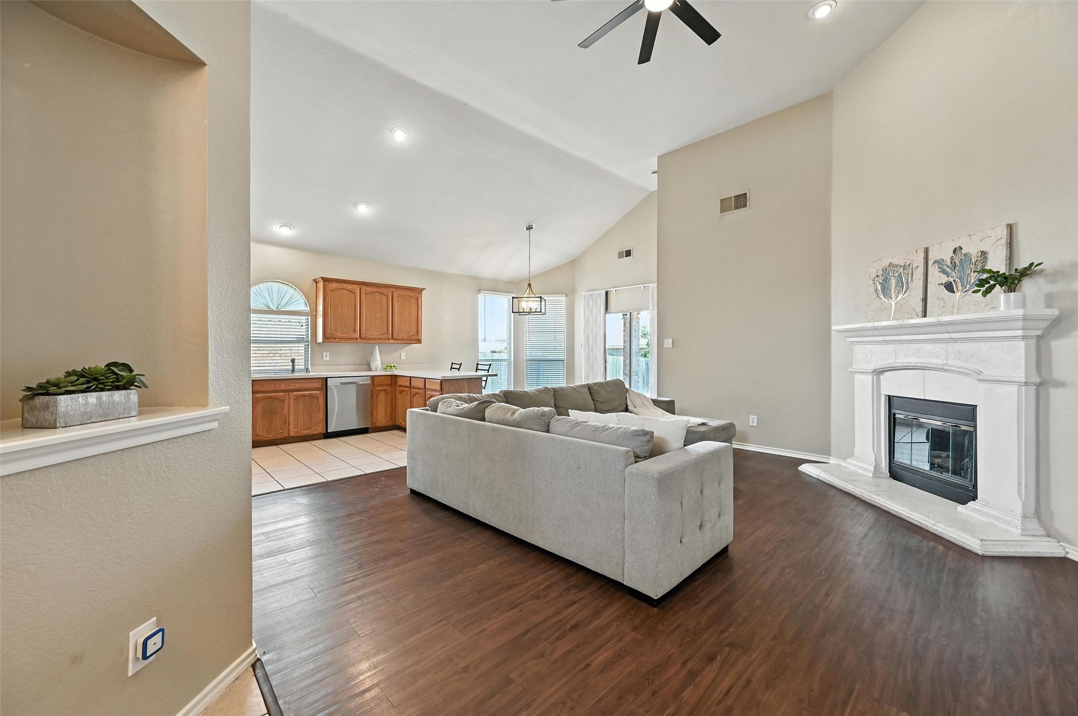 12500 Cottageville Lane