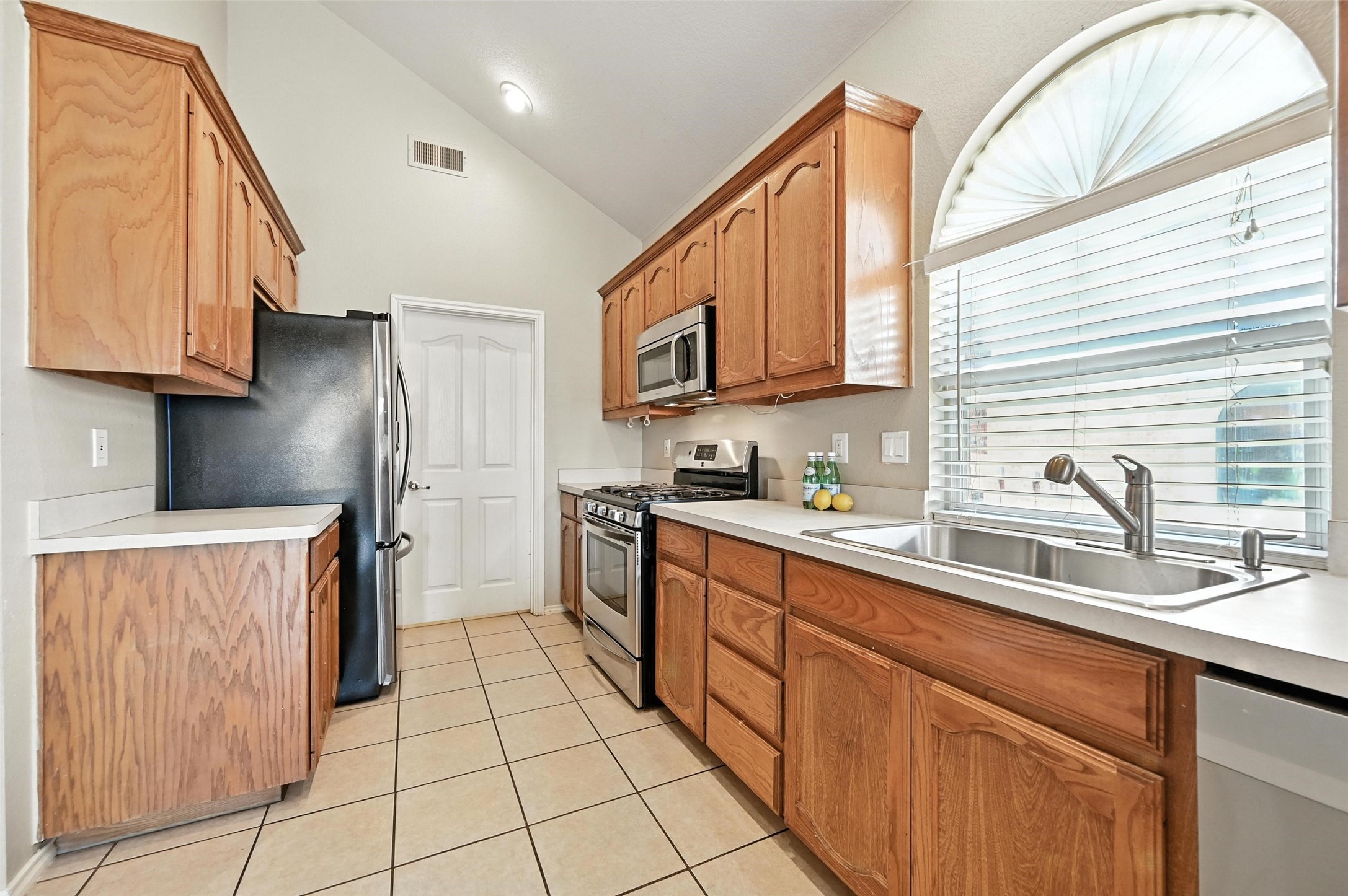 12500 Cottageville Lane