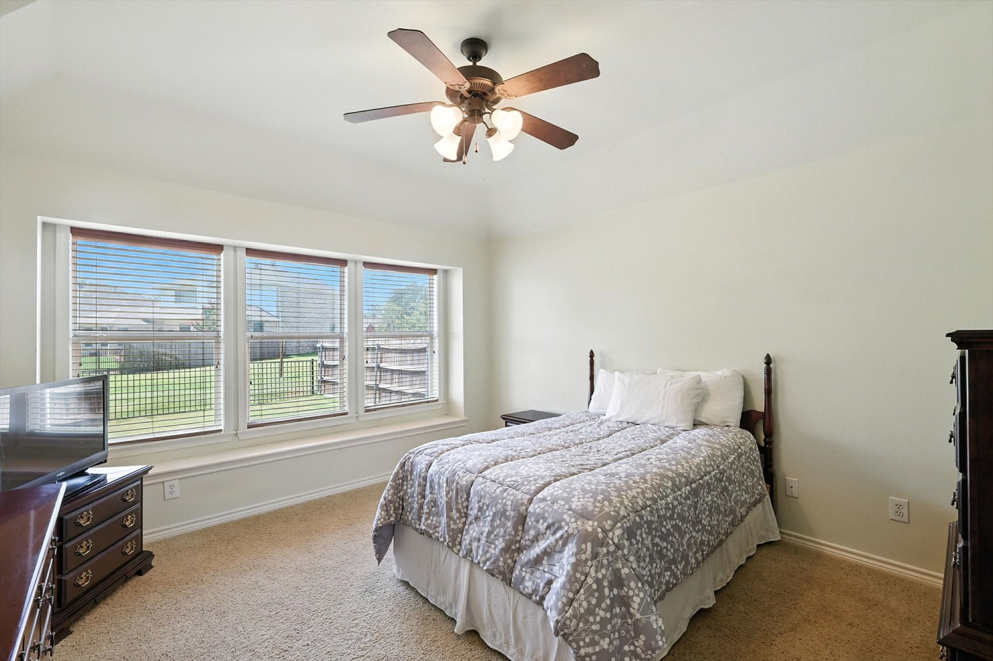 5509 Brookside Drive