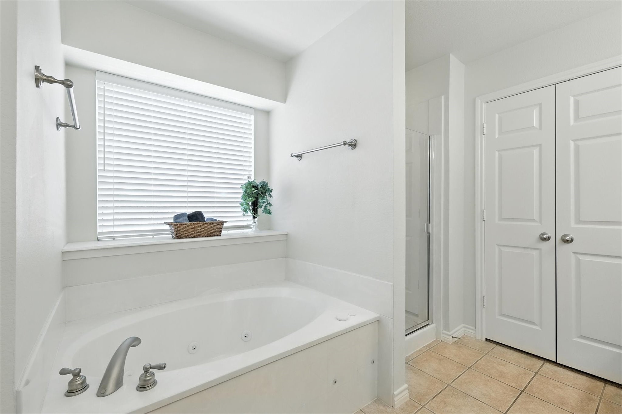 5509 Brookside Drive