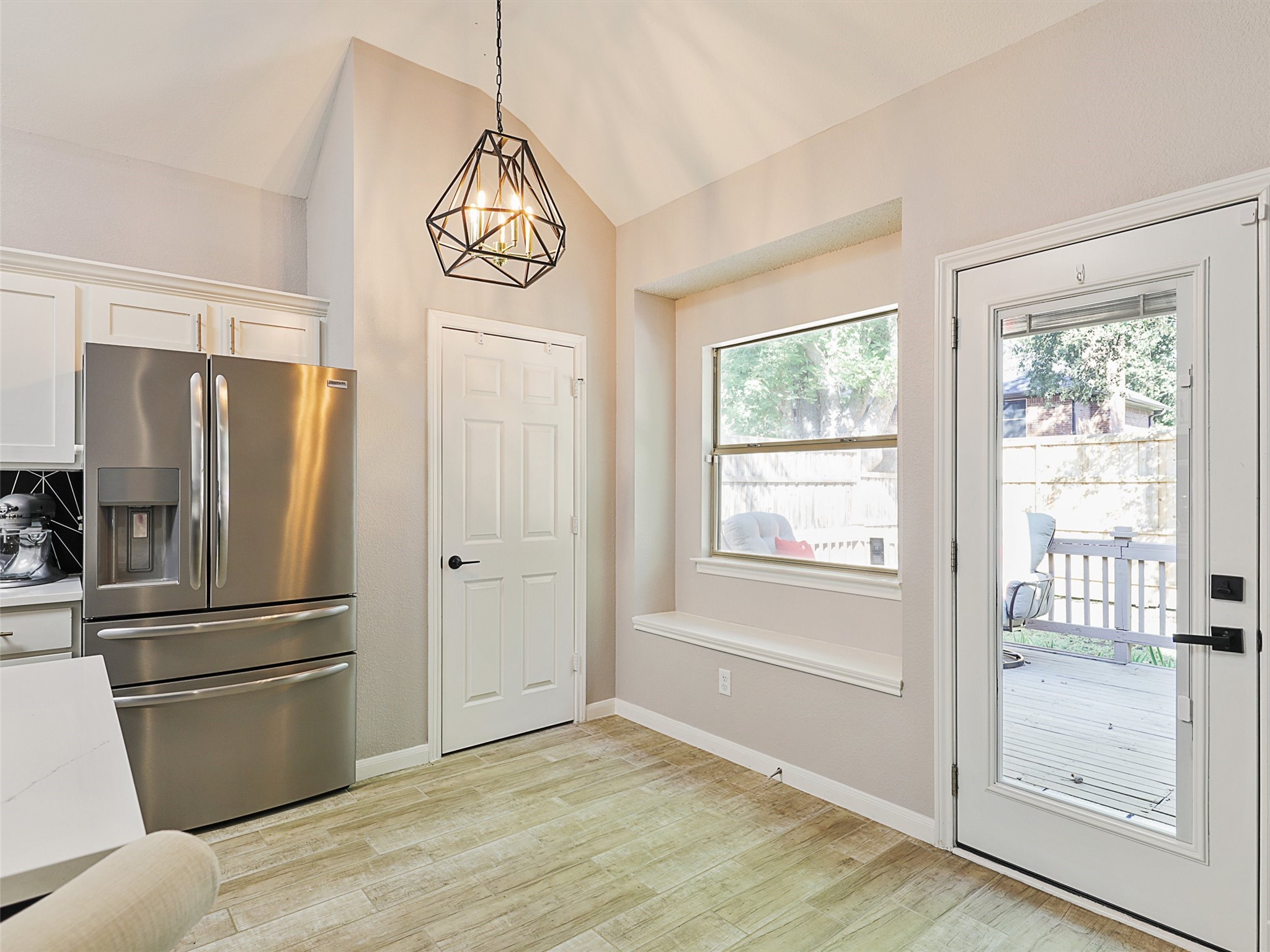 610 Dove Creek Circle