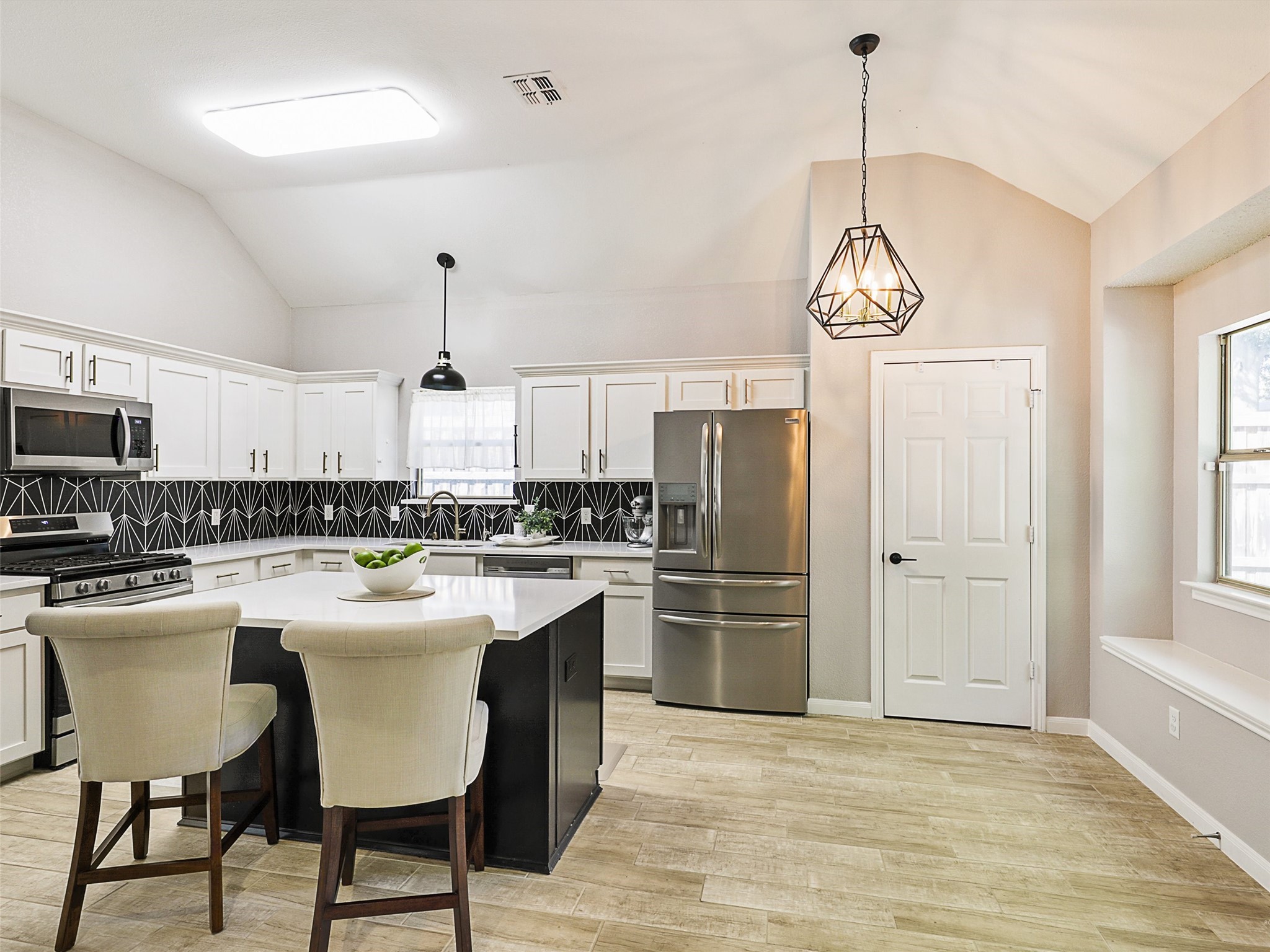 610 Dove Creek Circle