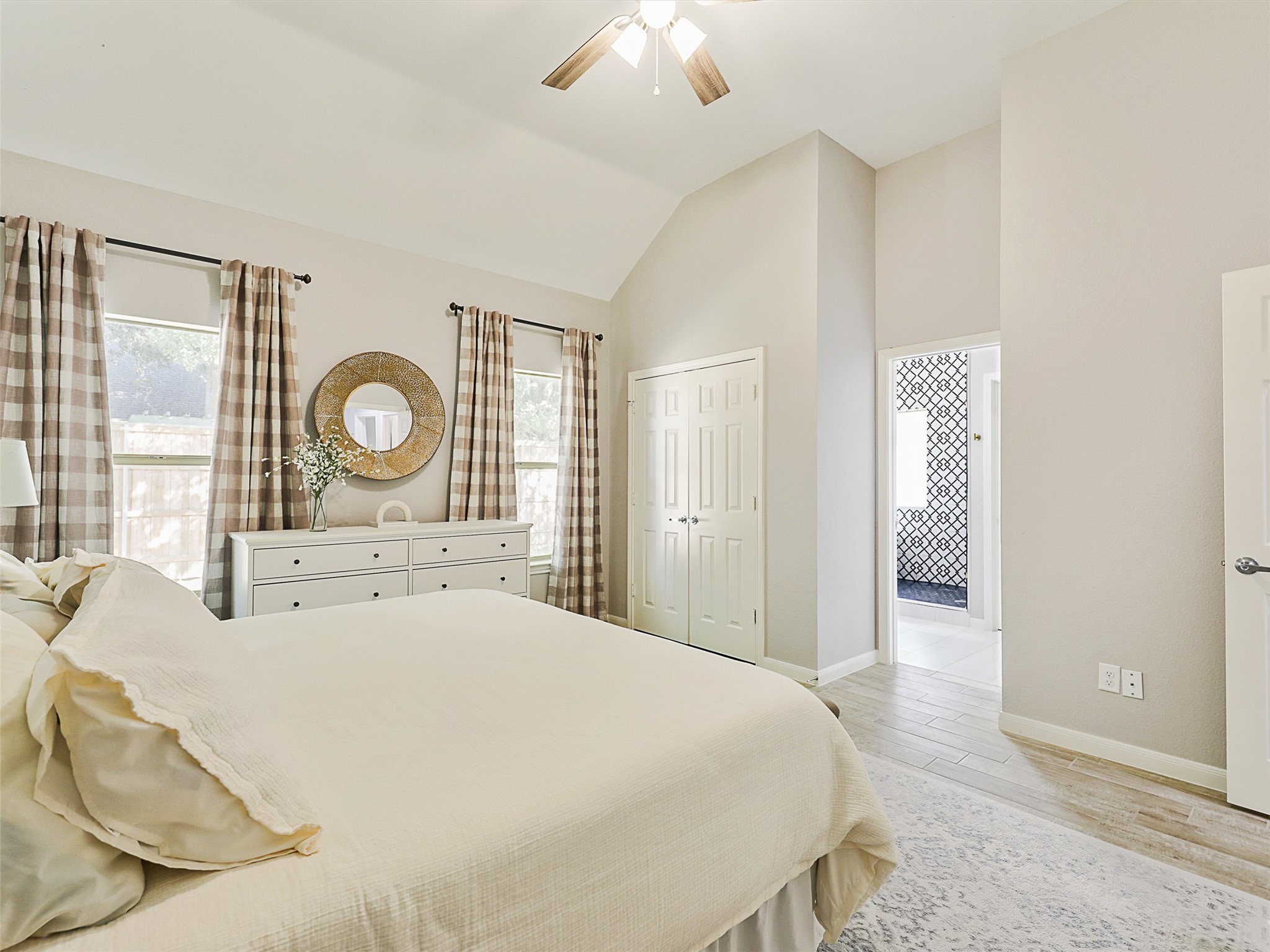 610 Dove Creek Circle