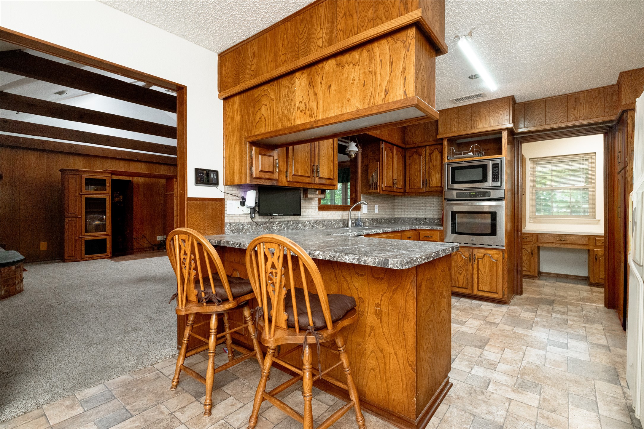 4728 Sunset Circle S