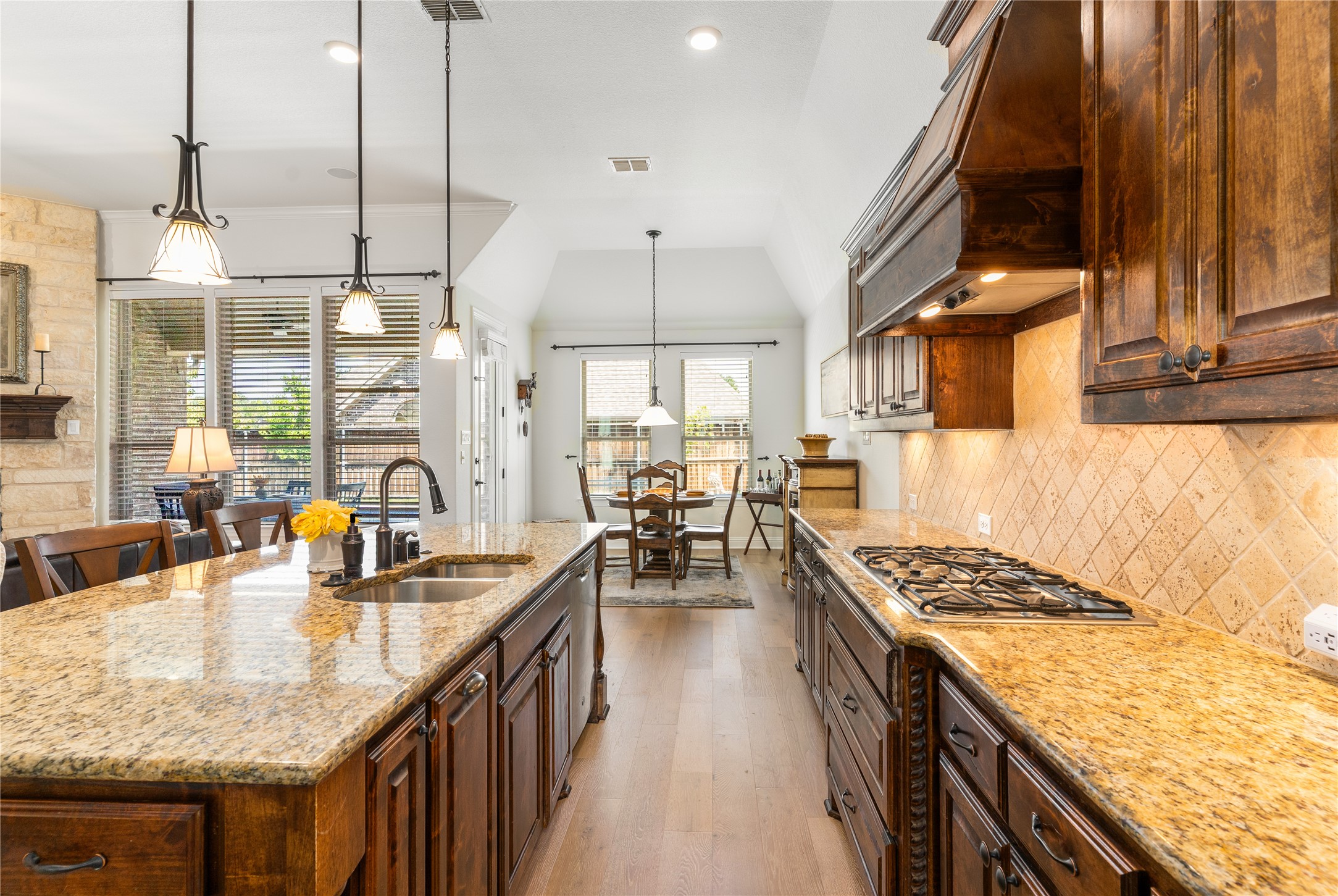 1112 Rhett Drive