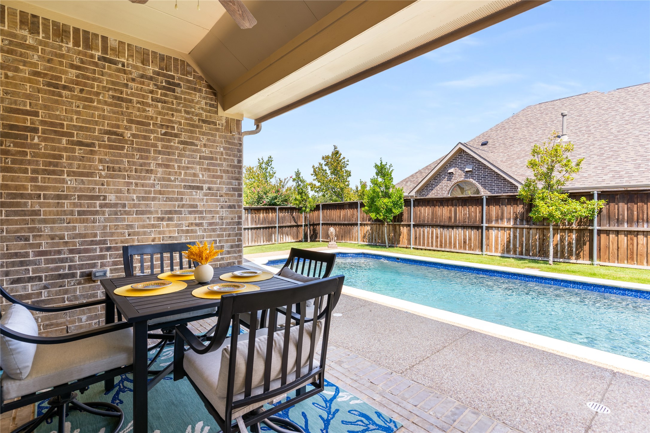 1112 Rhett Drive