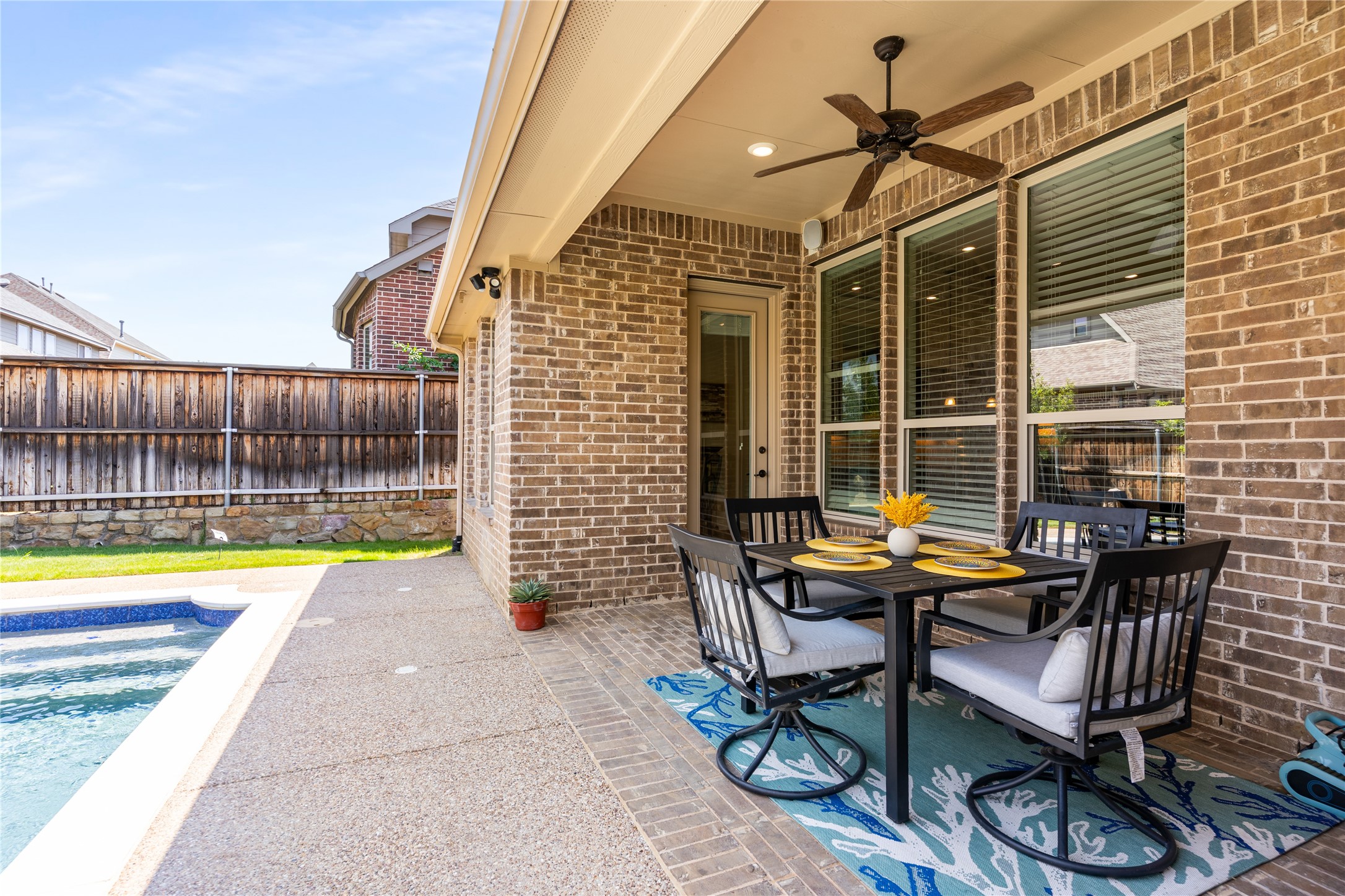 1112 Rhett Drive