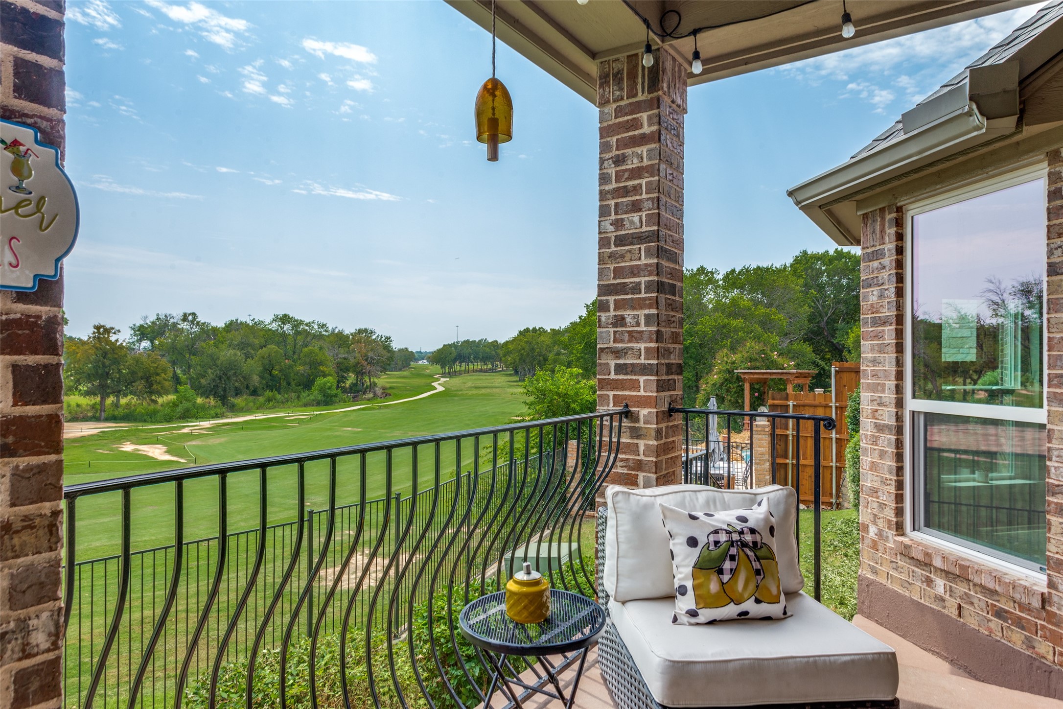 6016 Iron Horse Drive