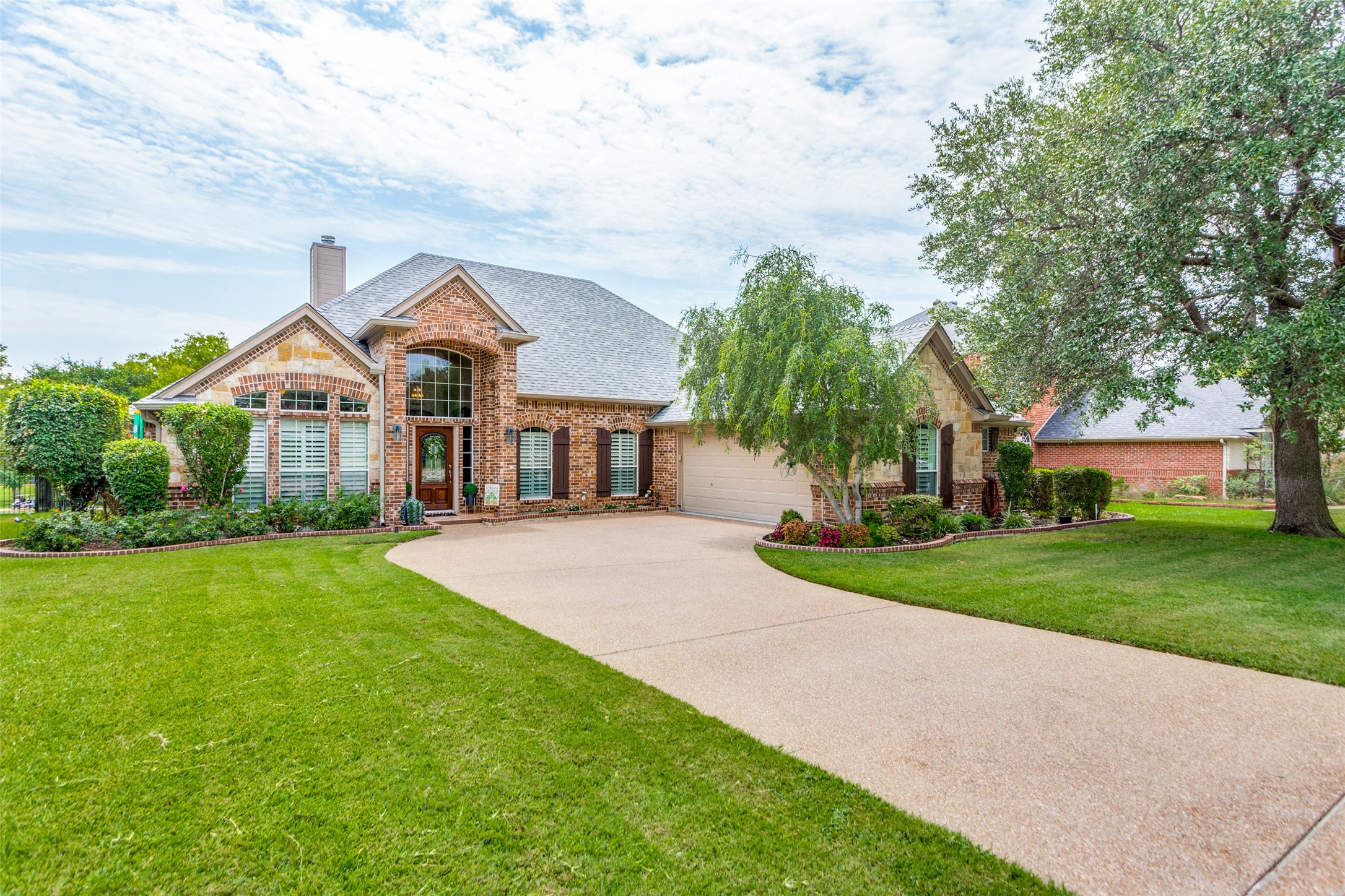 6016 Iron Horse Drive