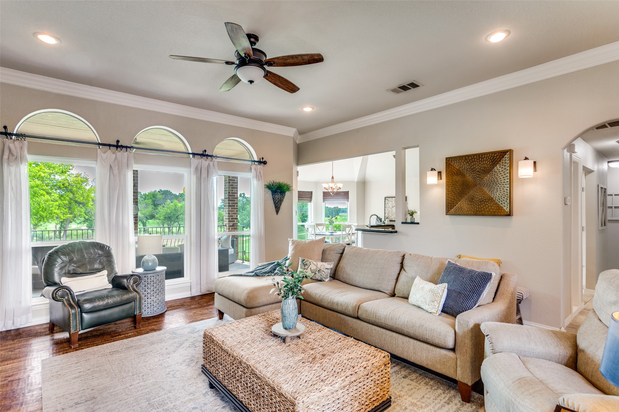 6016 Iron Horse Drive