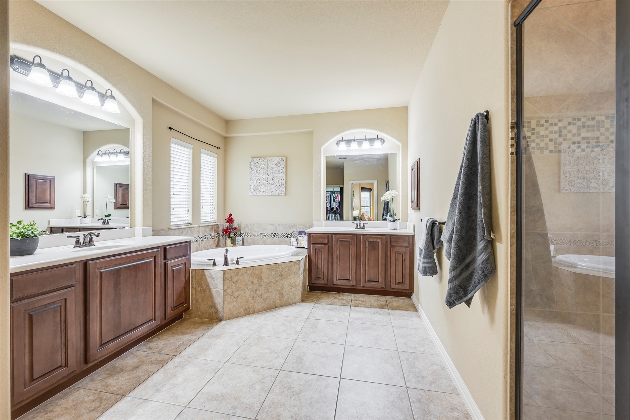 15000 Seventeen Lakes Boulevard