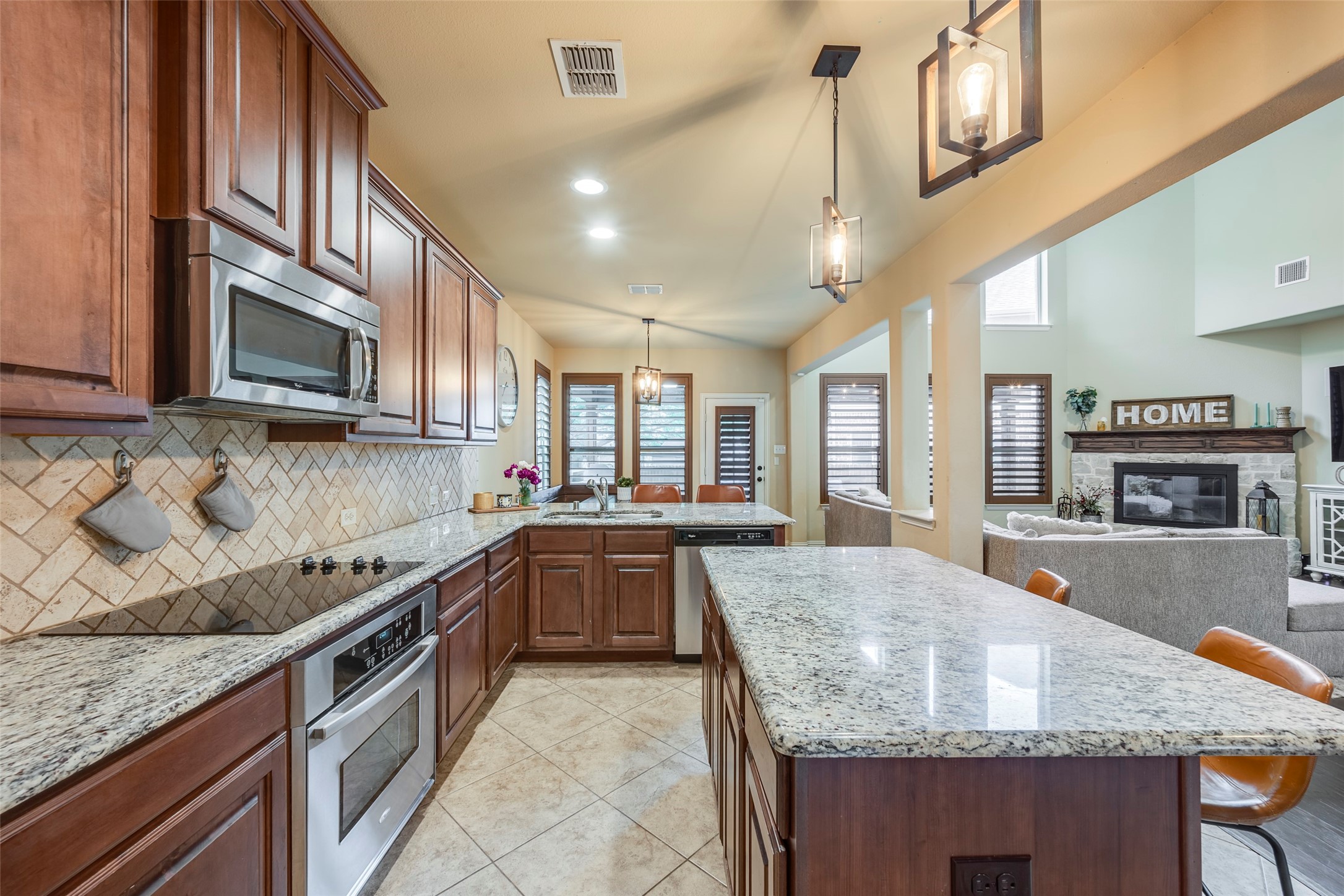 15000 Seventeen Lakes Boulevard