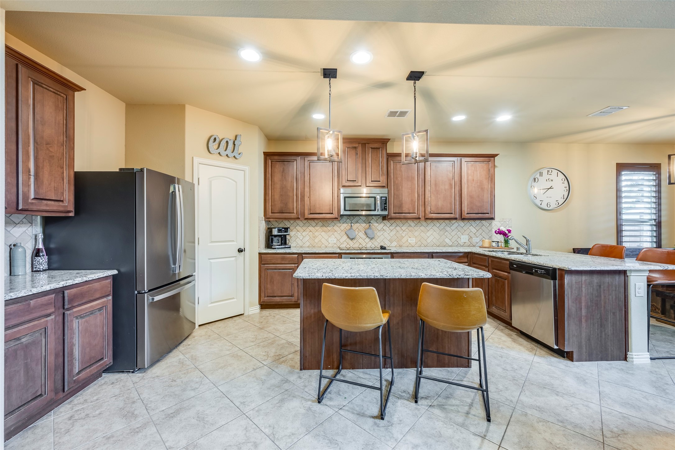 15000 Seventeen Lakes Boulevard