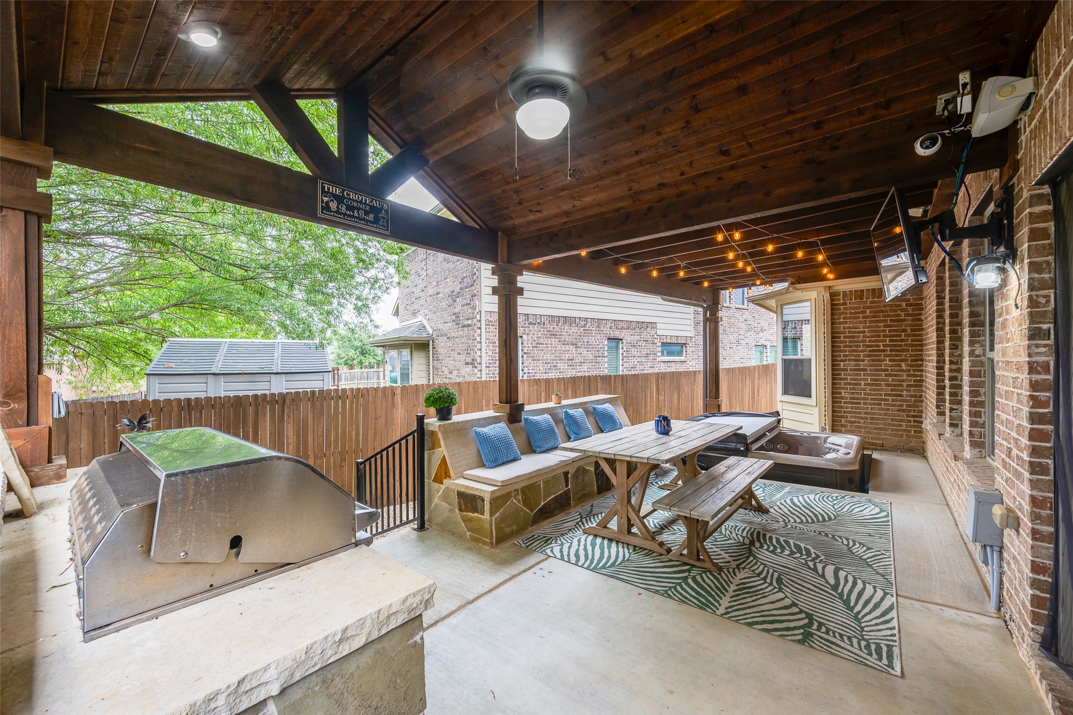 15000 Seventeen Lakes Boulevard