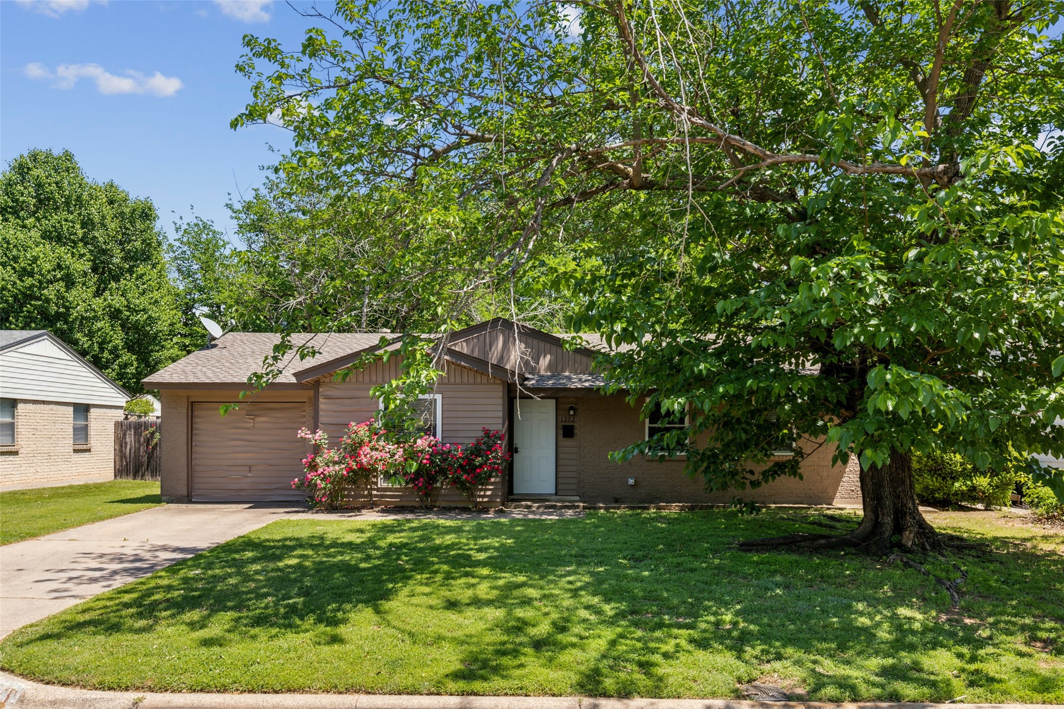 1202 Johns Drive