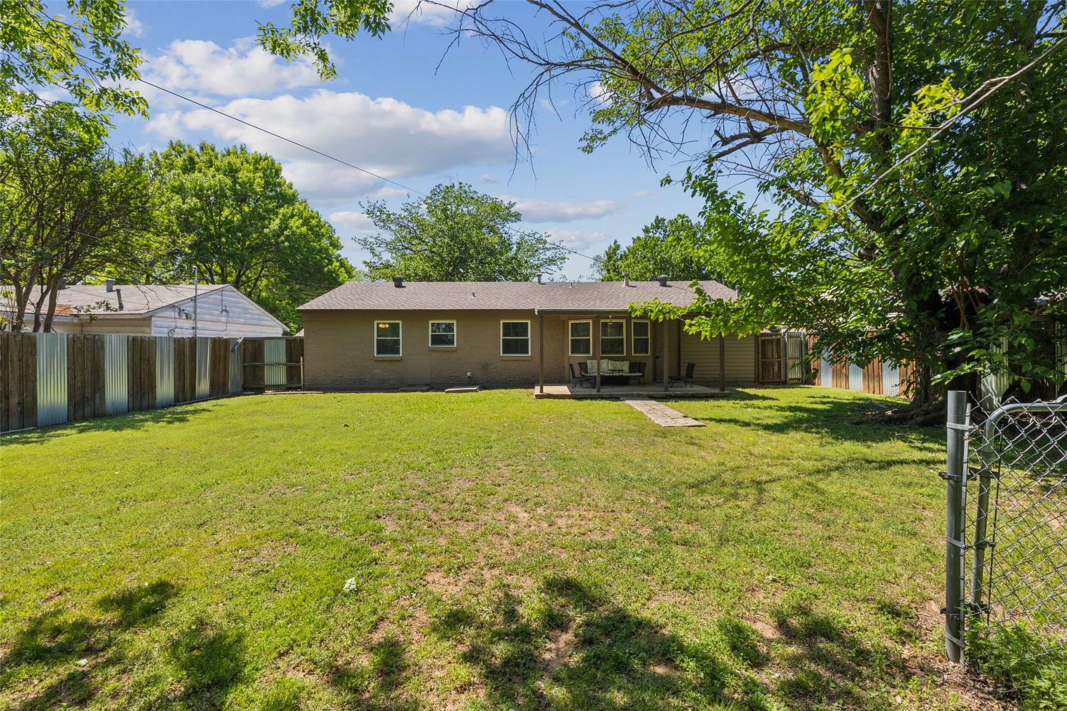 1202 Johns Drive