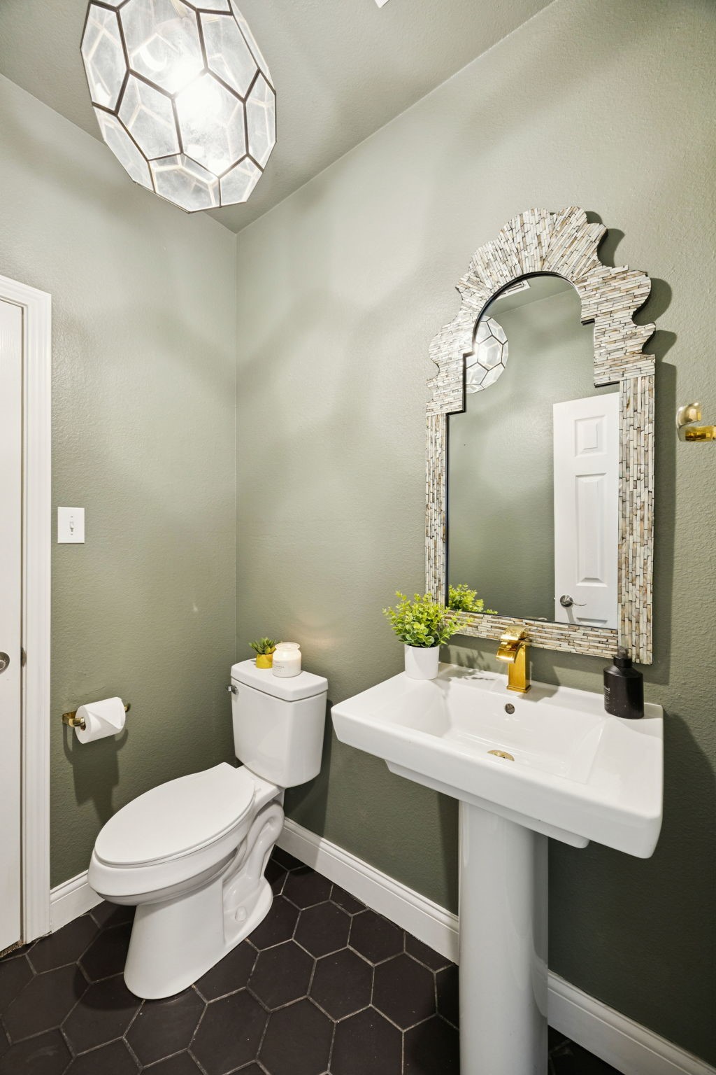 11645 Wild Pear Lane