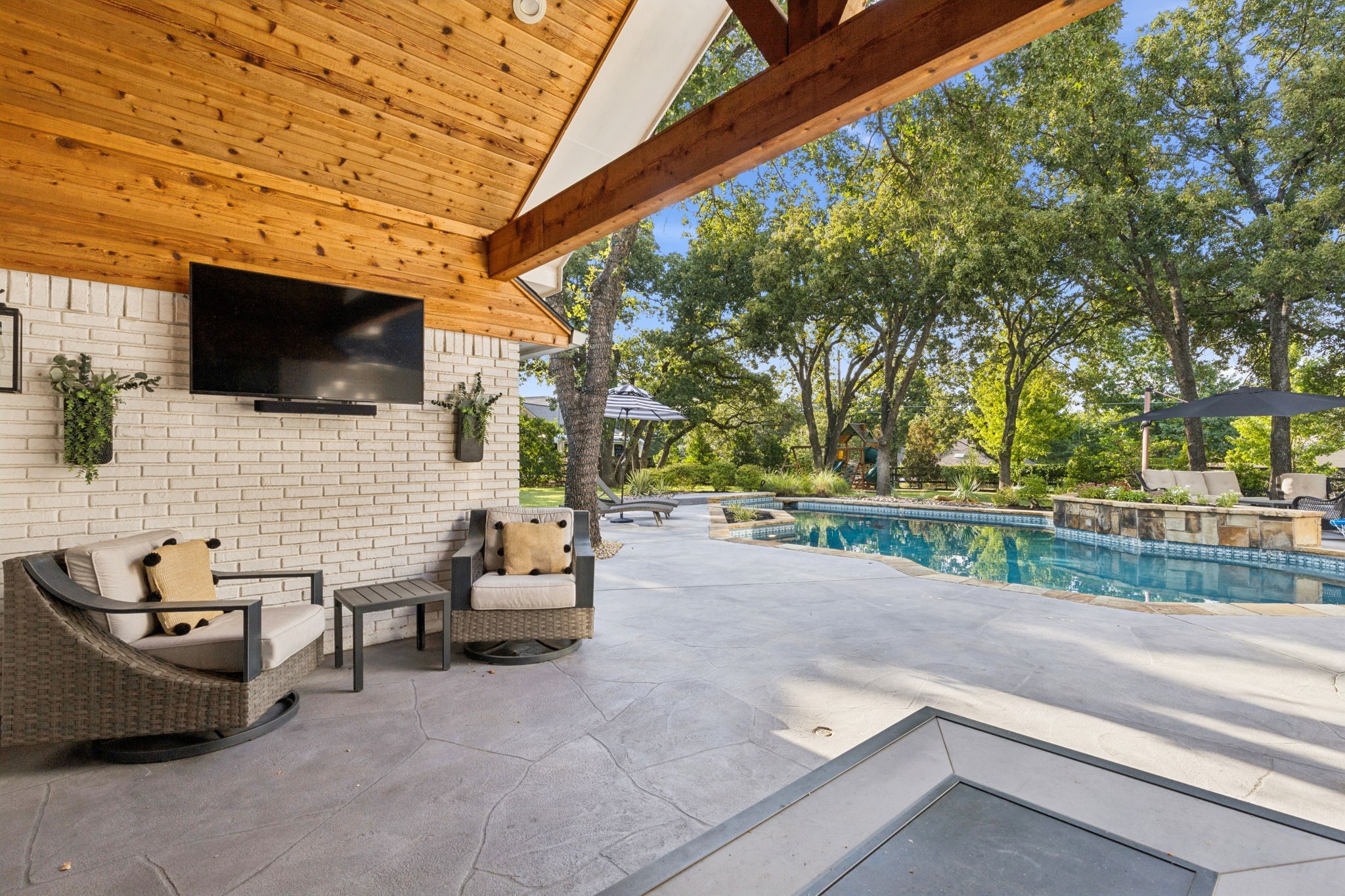 1340 Meadow Glen