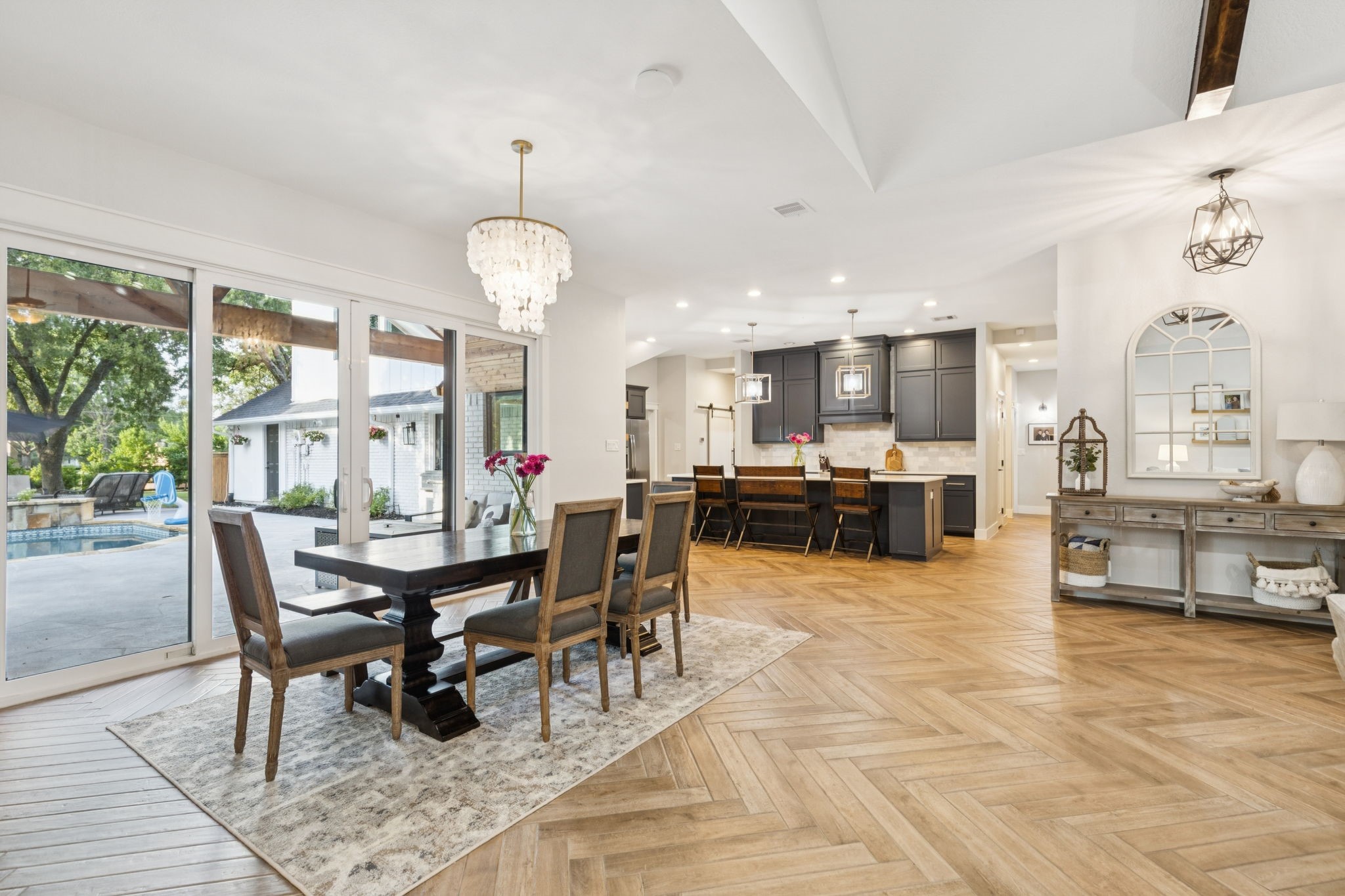 1340 Meadow Glen