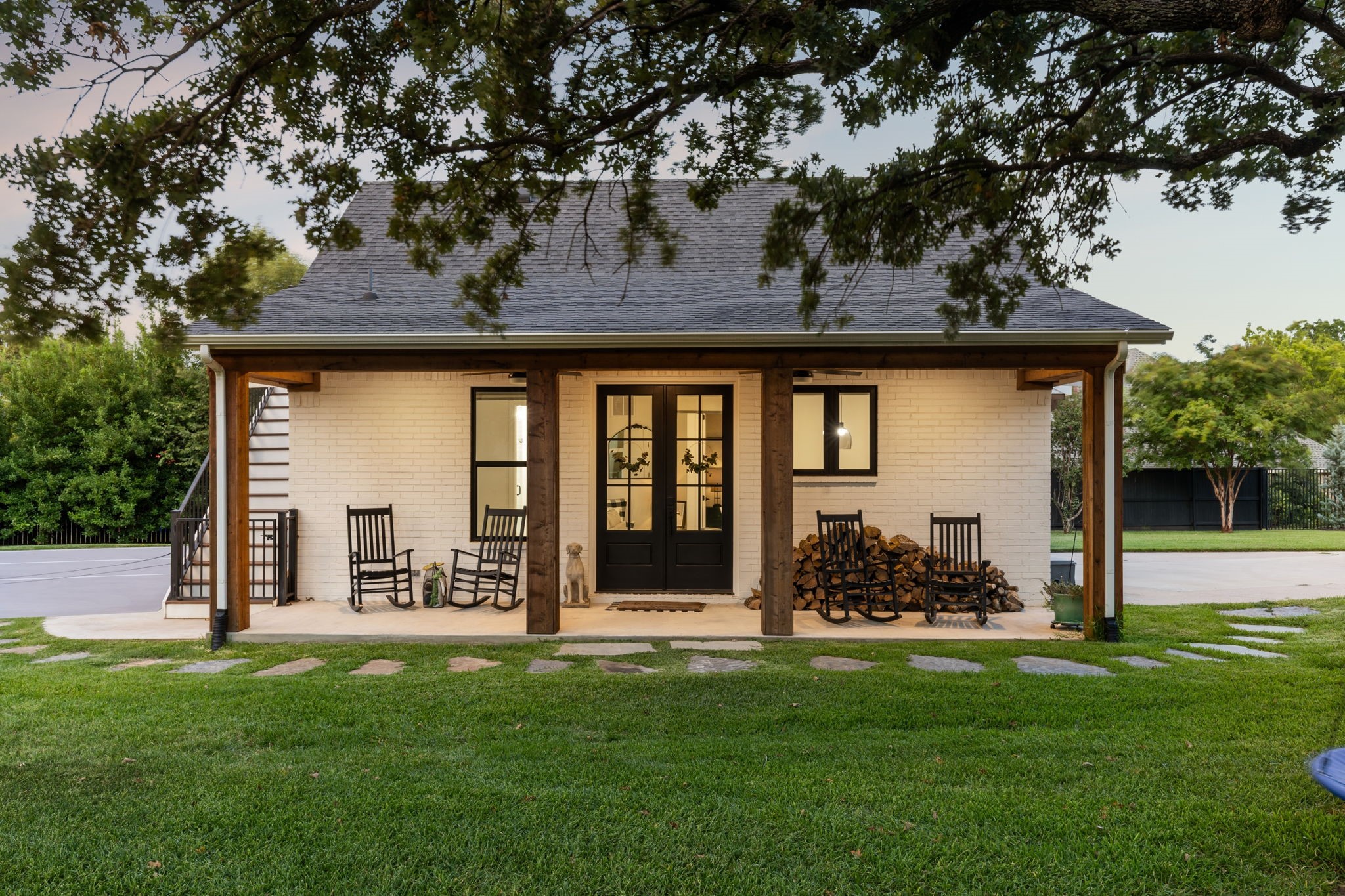 1340 Meadow Glen
