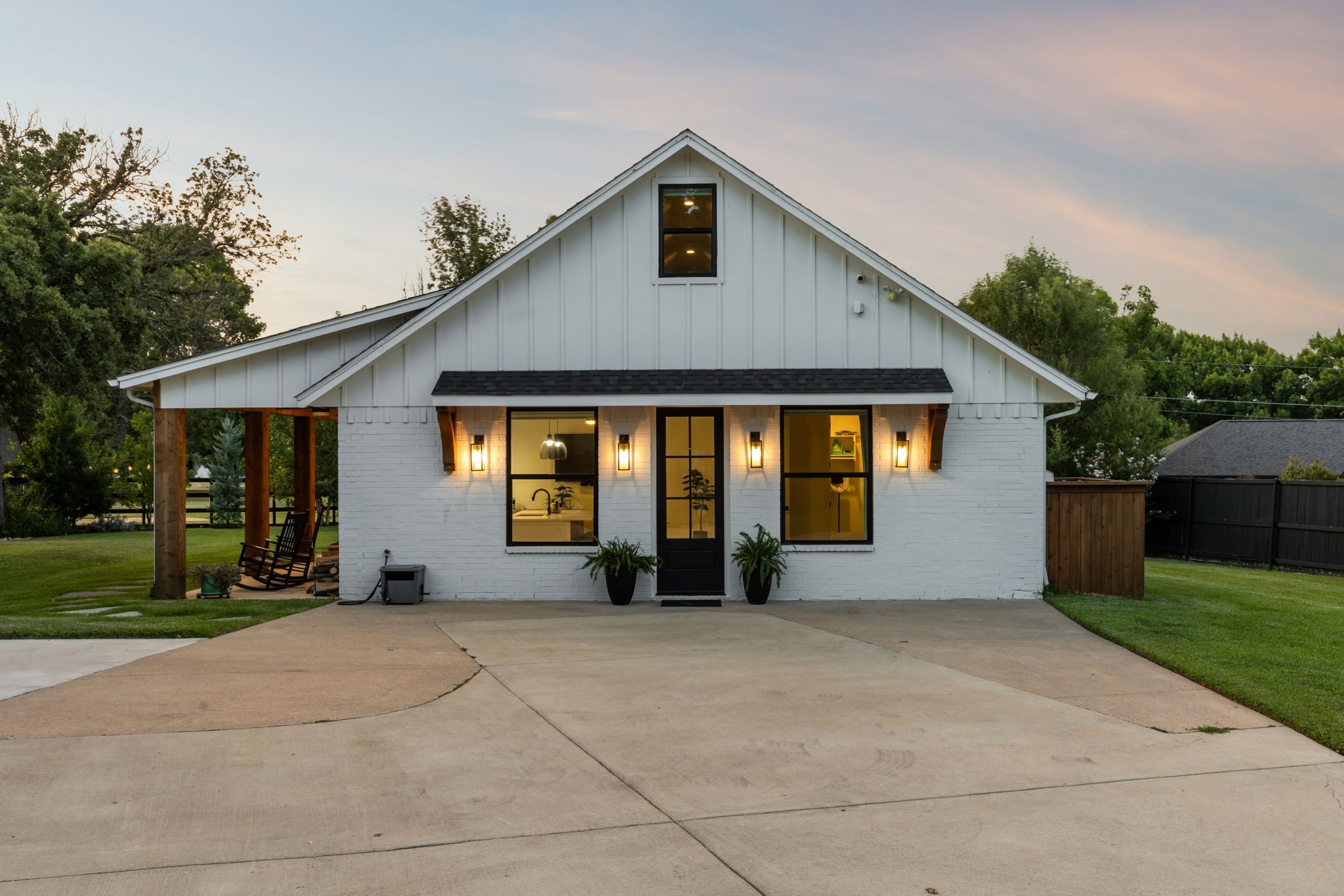1340 Meadow Glen
