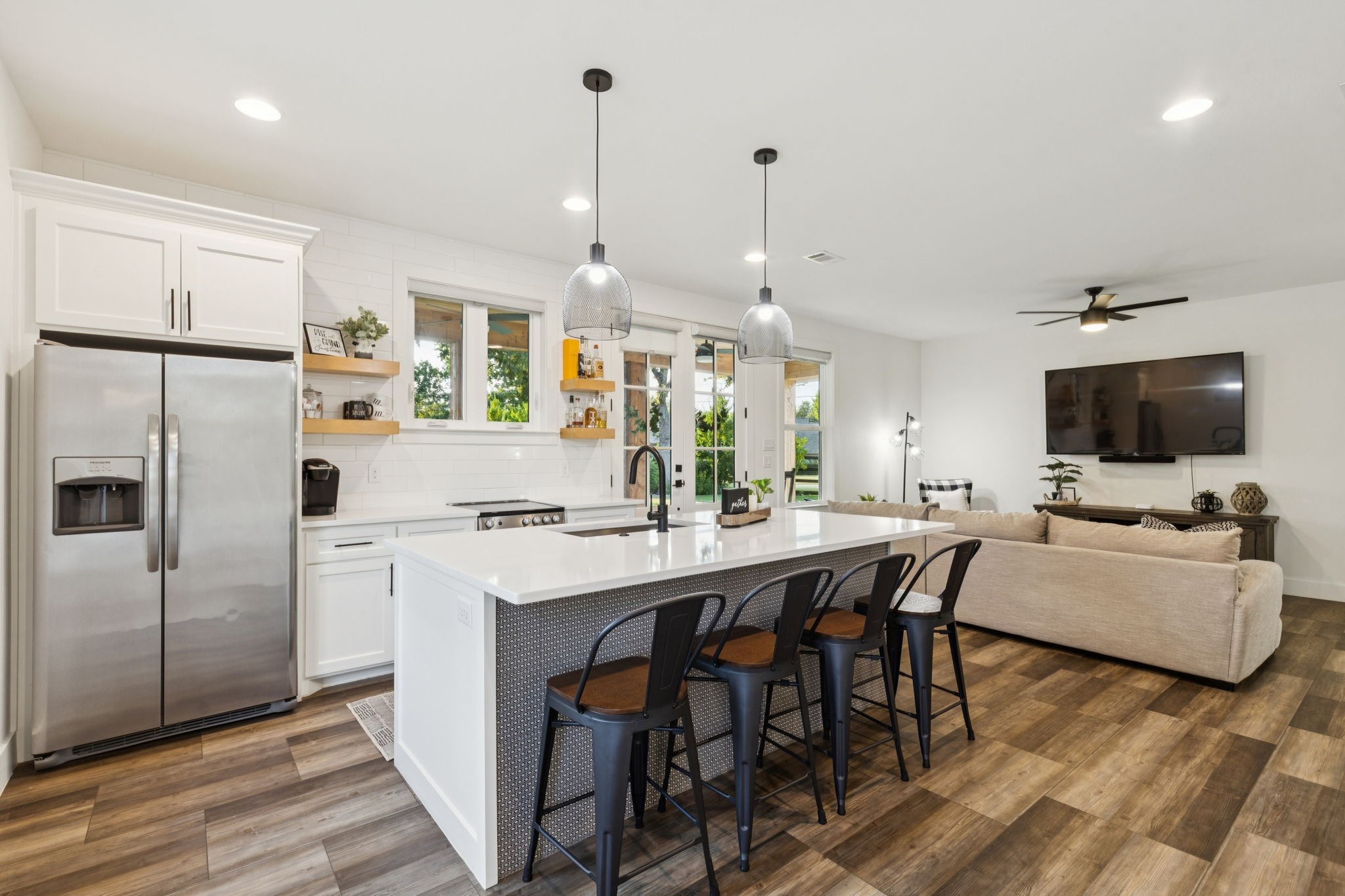 1340 Meadow Glen