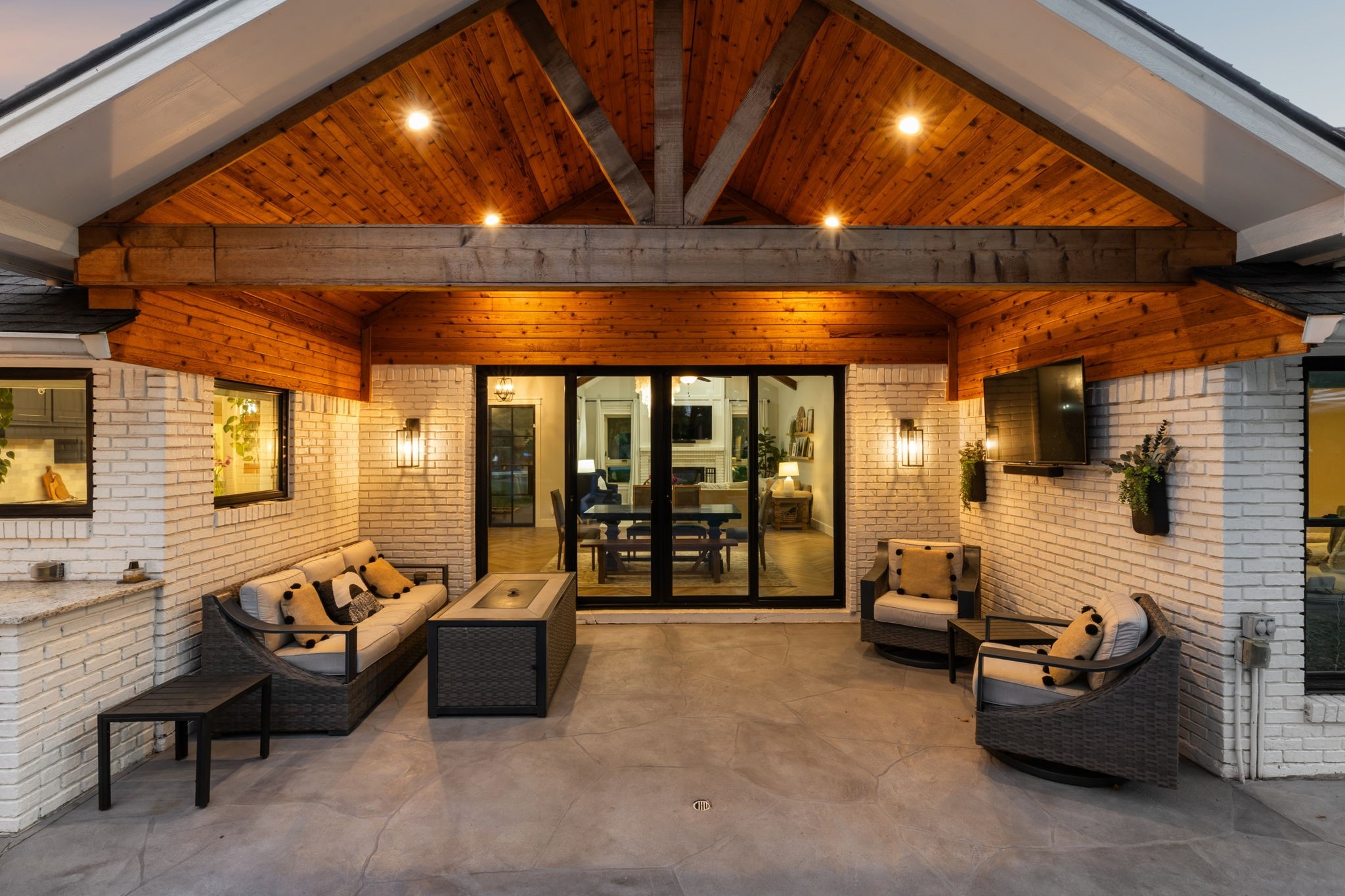 1340 Meadow Glen