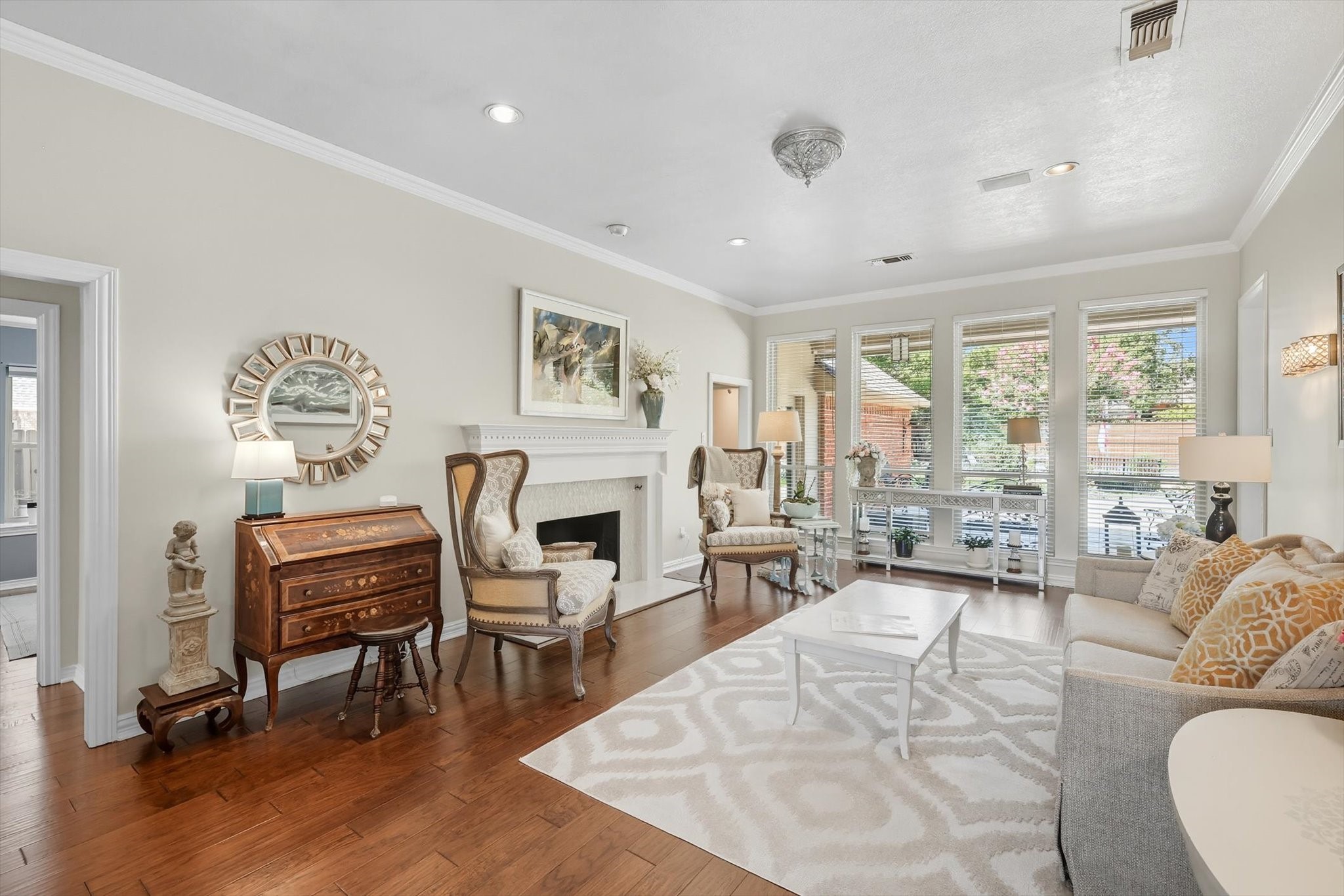403 Presidio Court