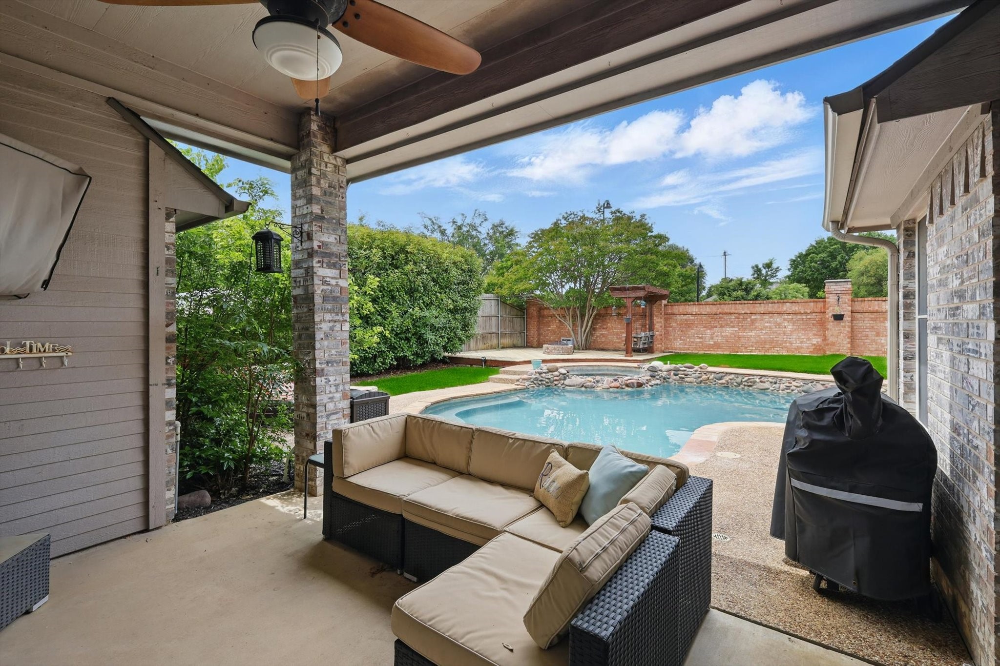 8133 Pecan Ridge Drive