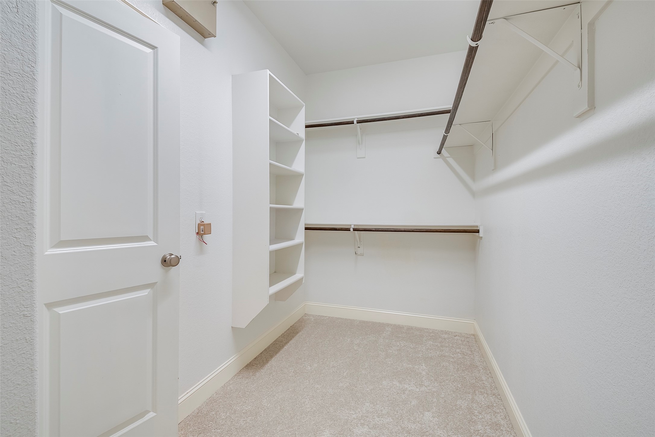 15429 Pioneer Bluff Trail