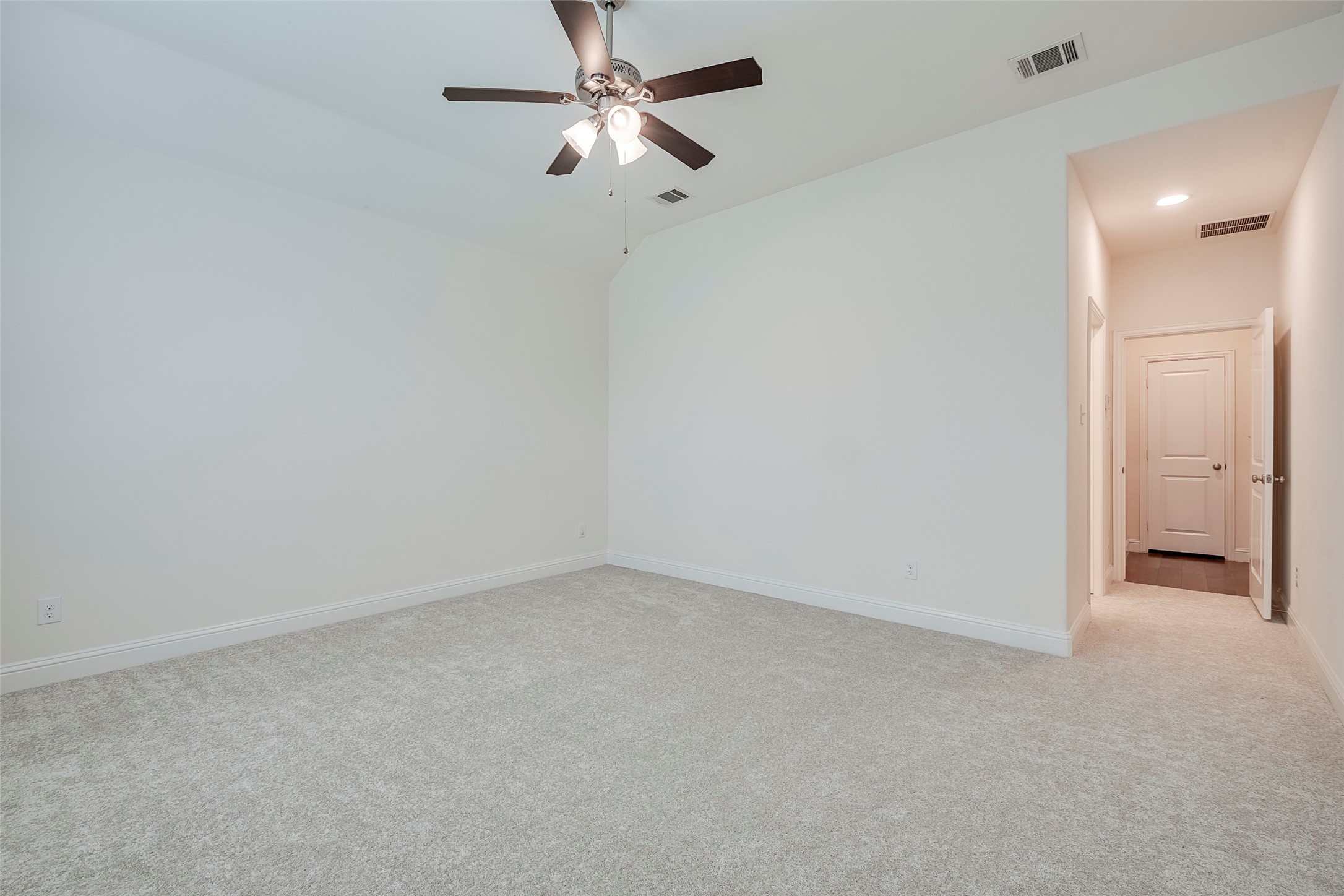 15429 Pioneer Bluff Trail