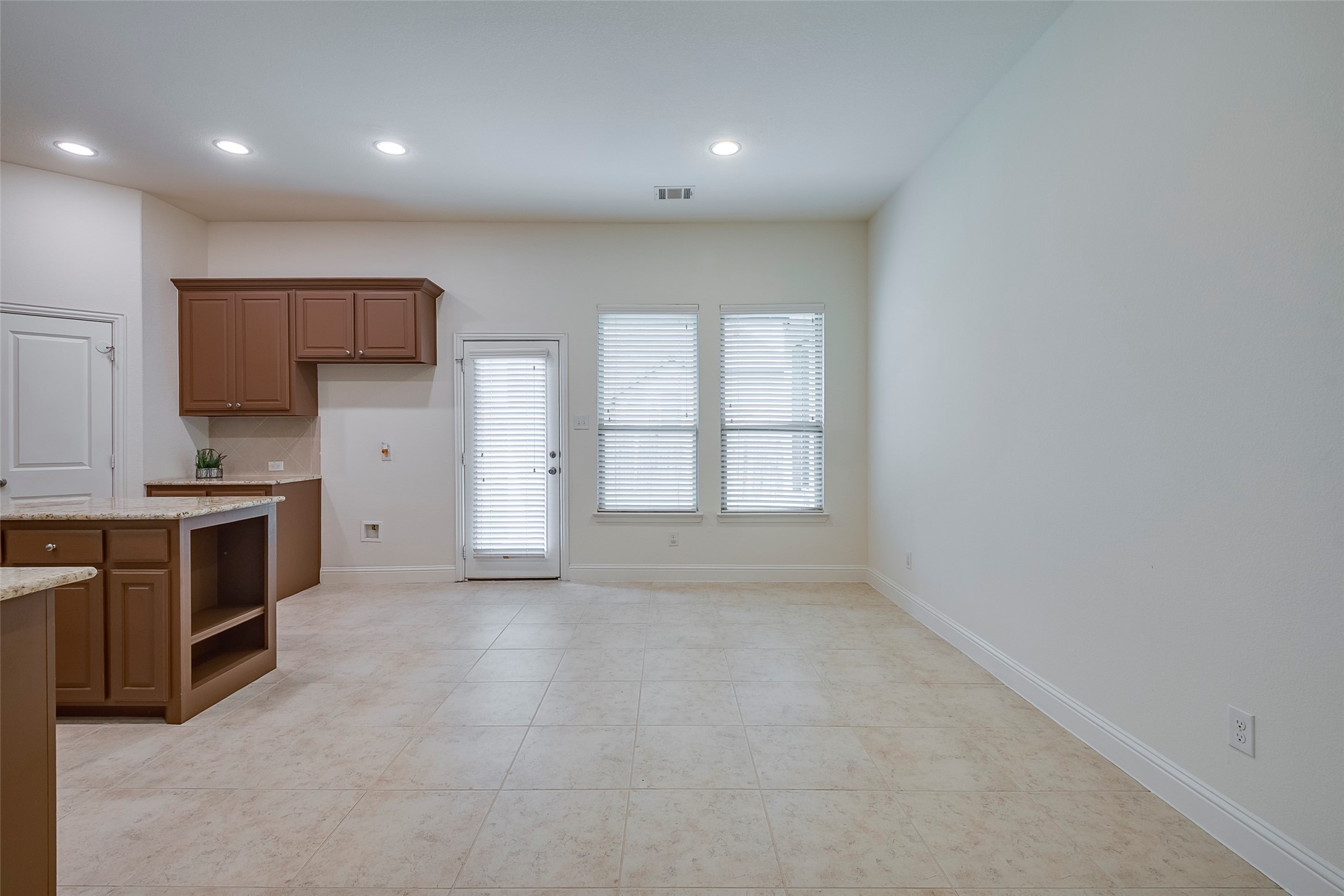 15429 Pioneer Bluff Trail