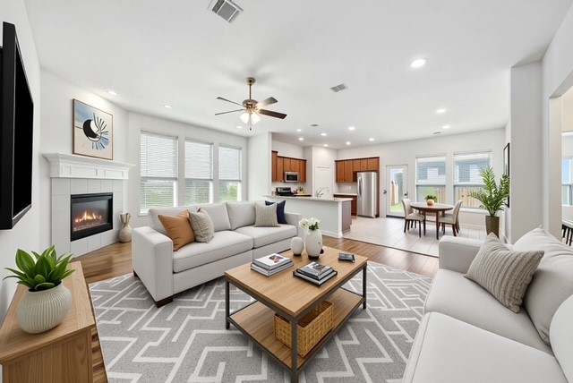 15429 Pioneer Bluff Trail