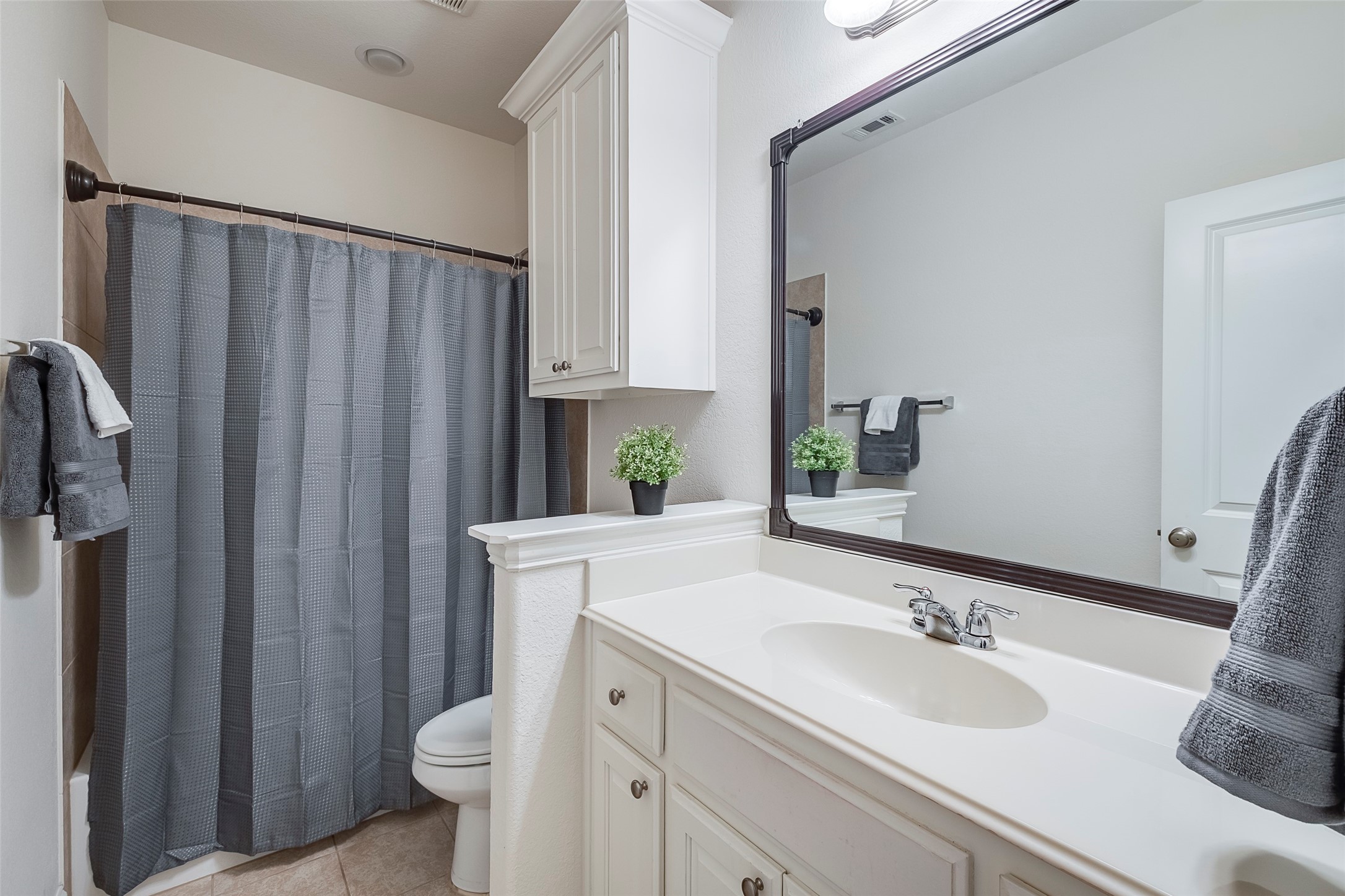 15429 Pioneer Bluff Trail