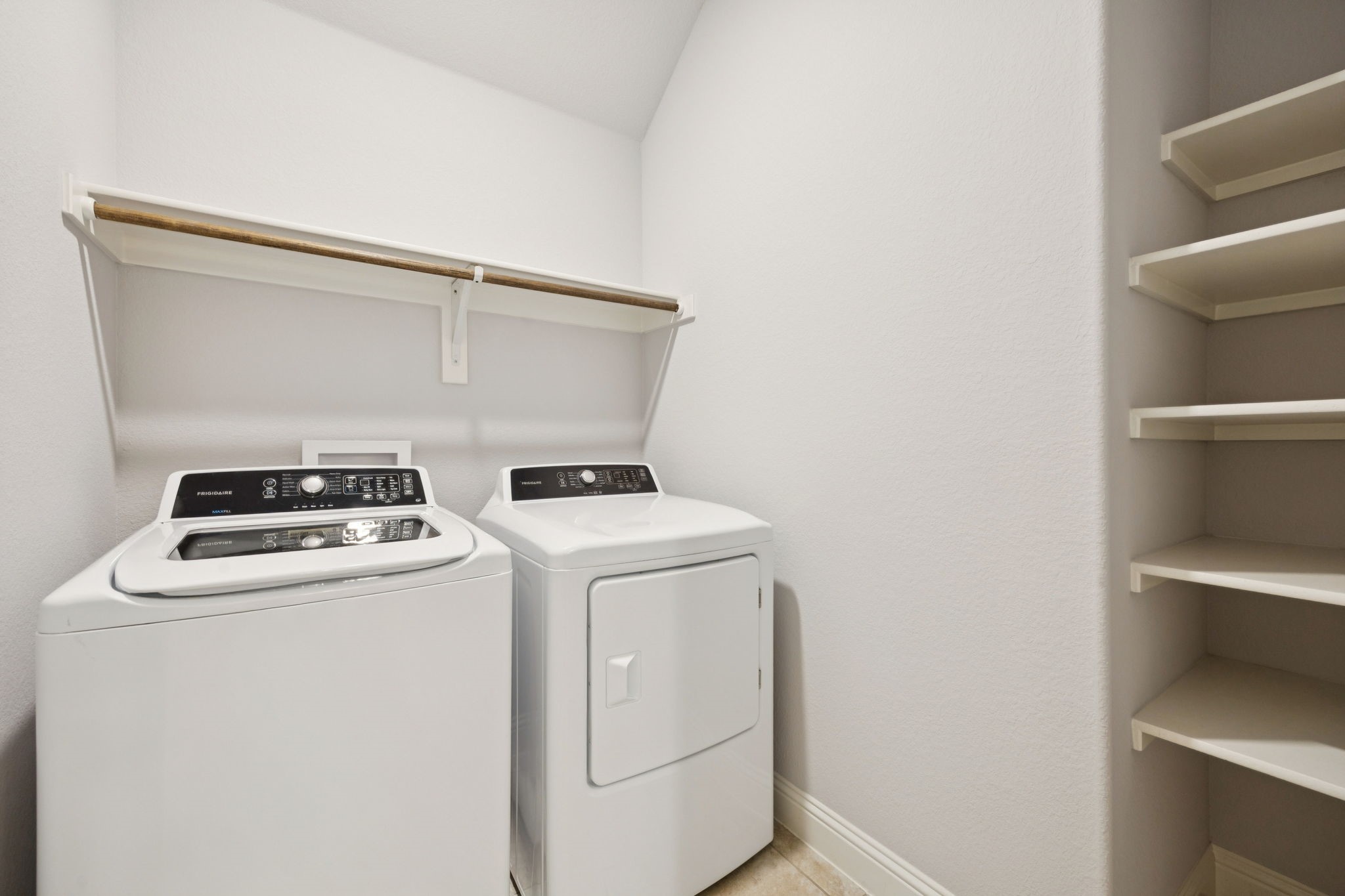 1013 Kettlewood Drive