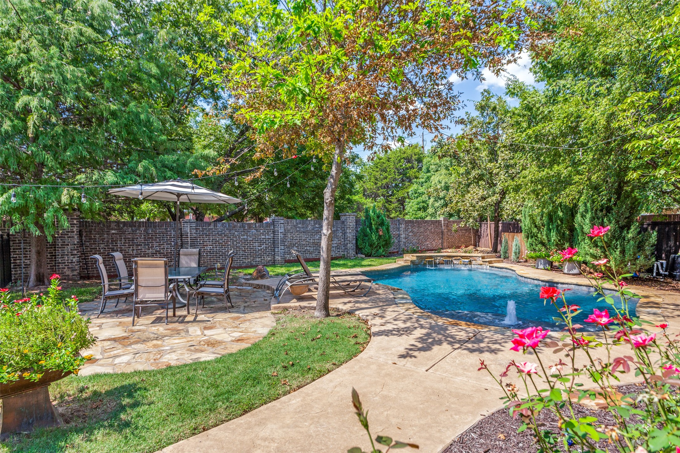 1605 Willow Glen Court