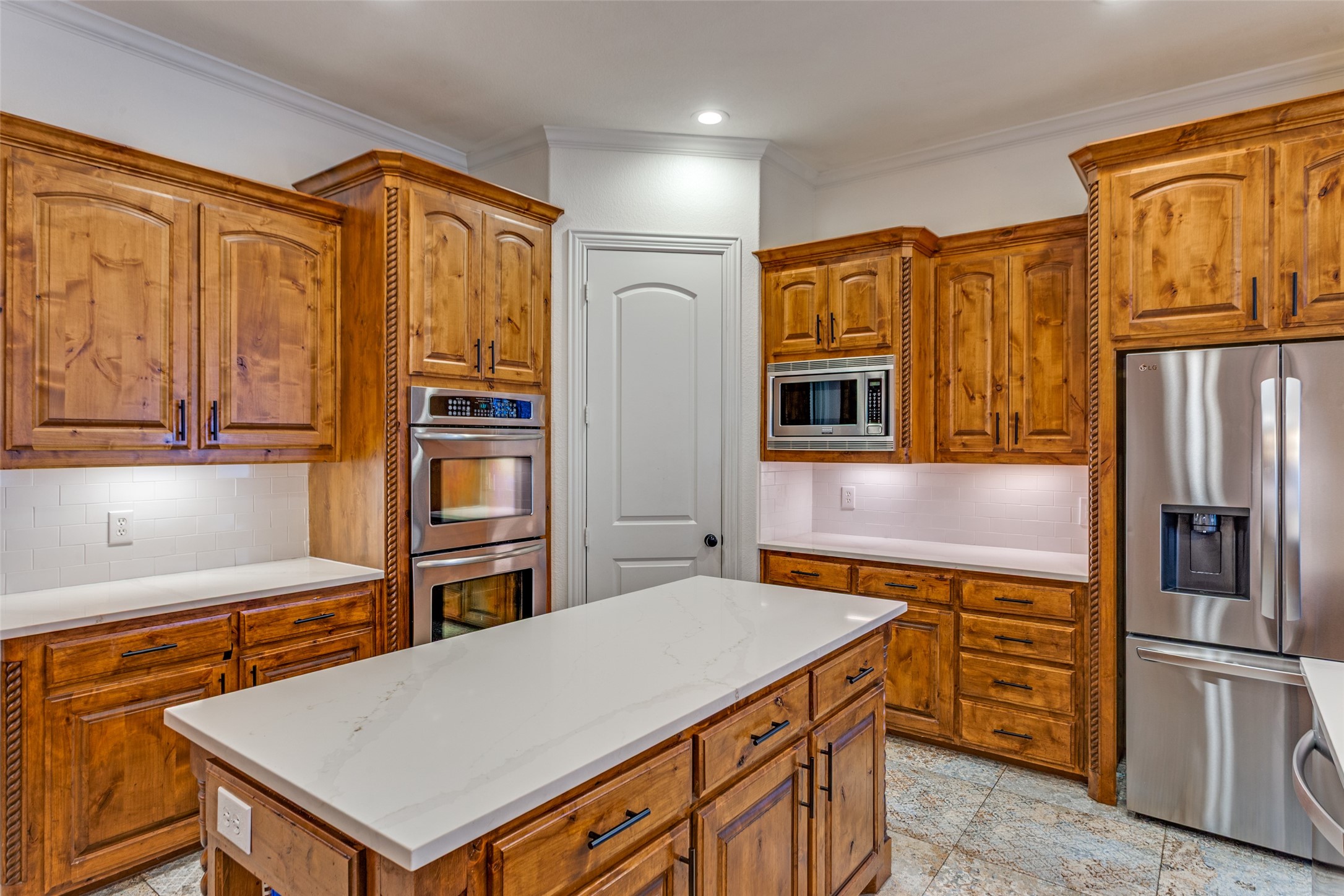 1605 Willow Glen Court