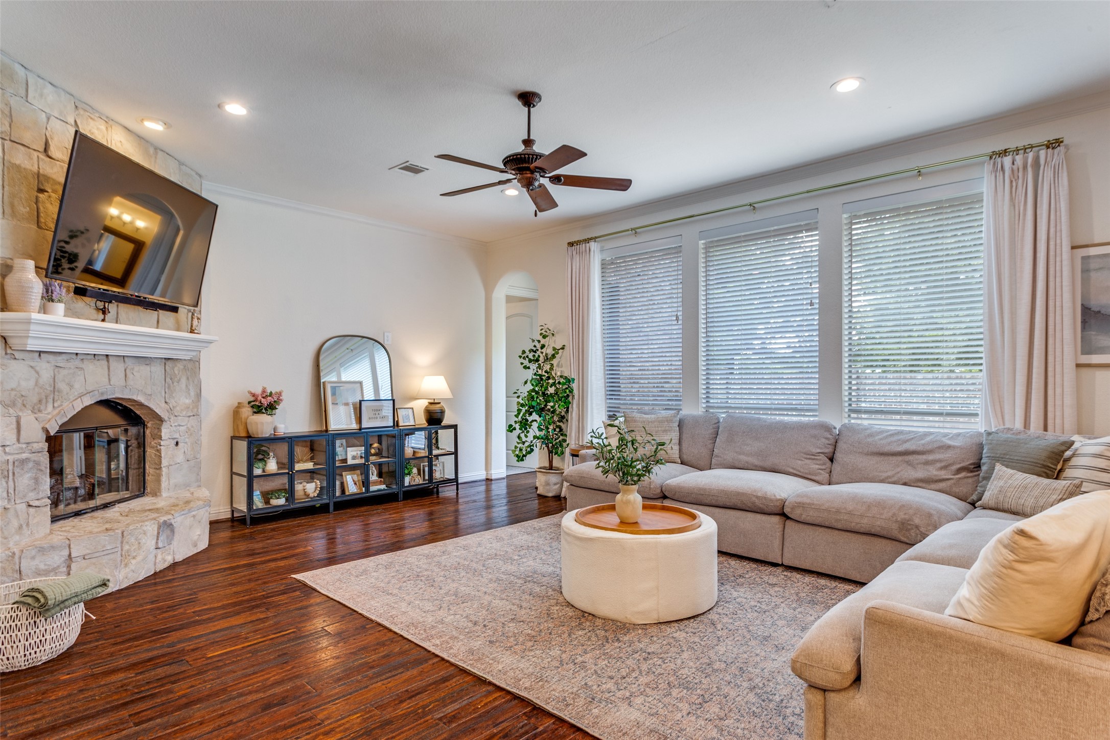 1605 Willow Glen Court