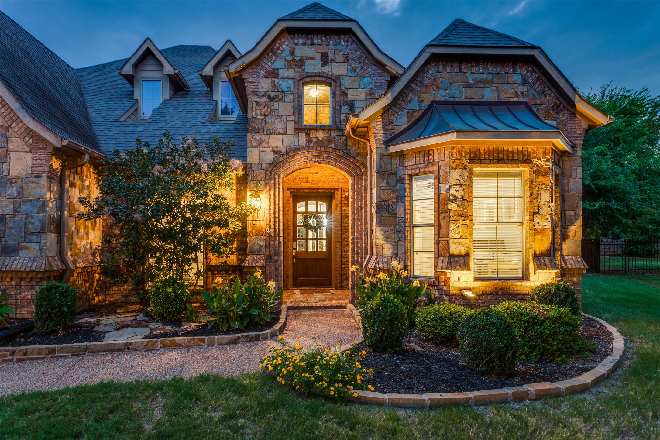 1605 Willow Glen Court