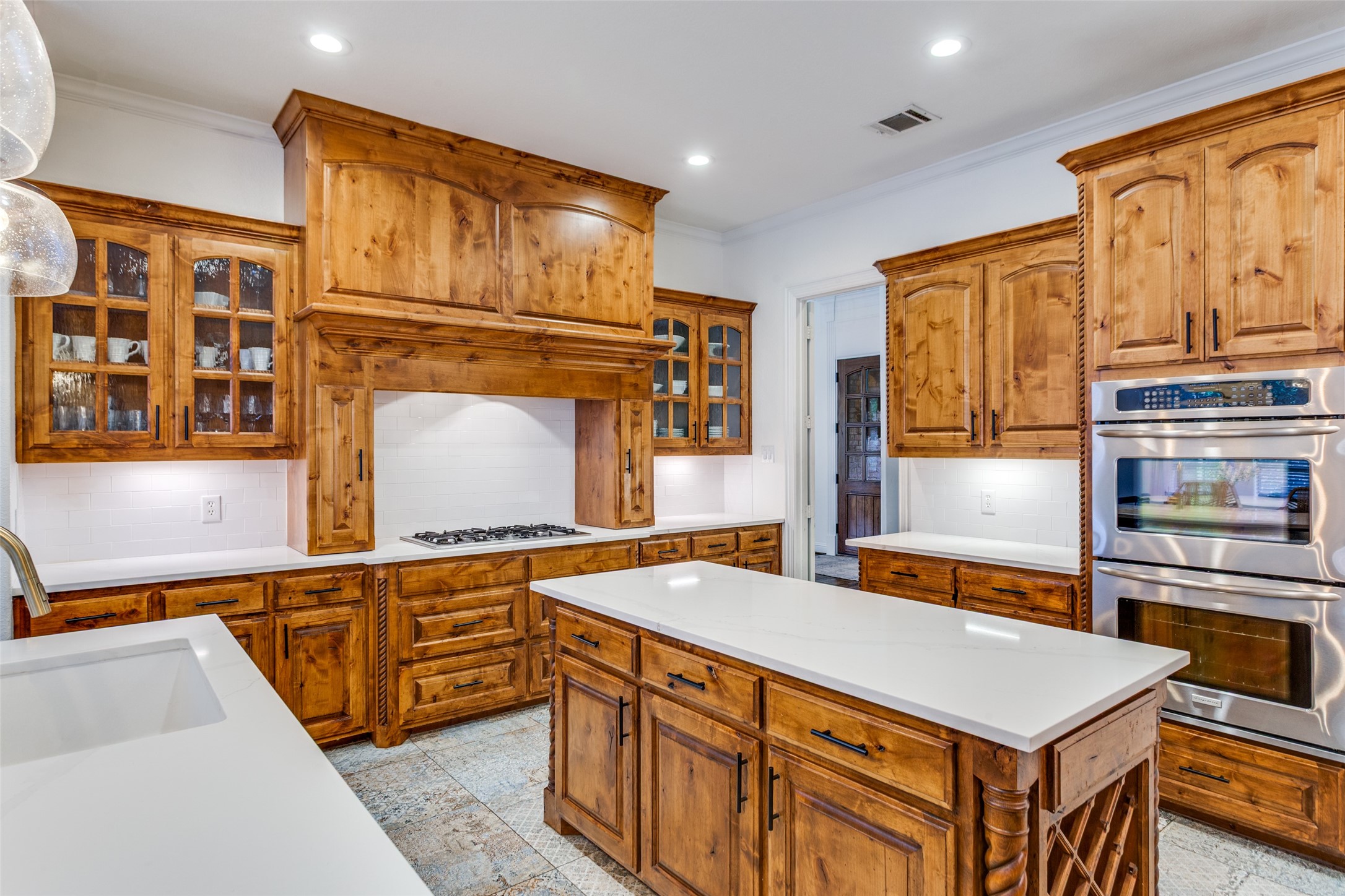 1605 Willow Glen Court