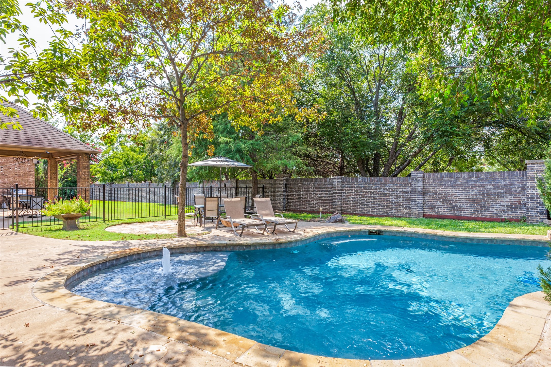 1605 Willow Glen Court