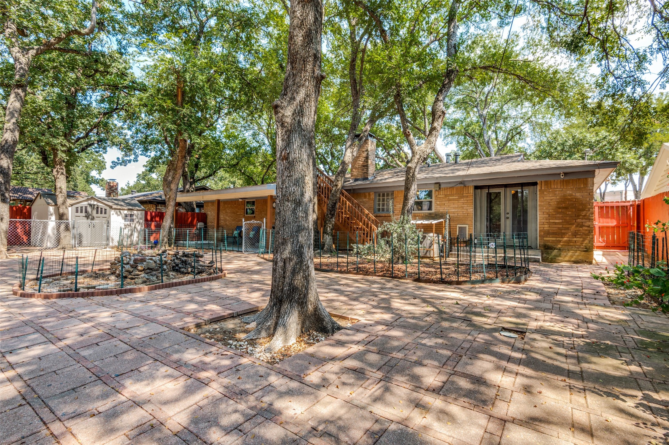410 Sierra Drive